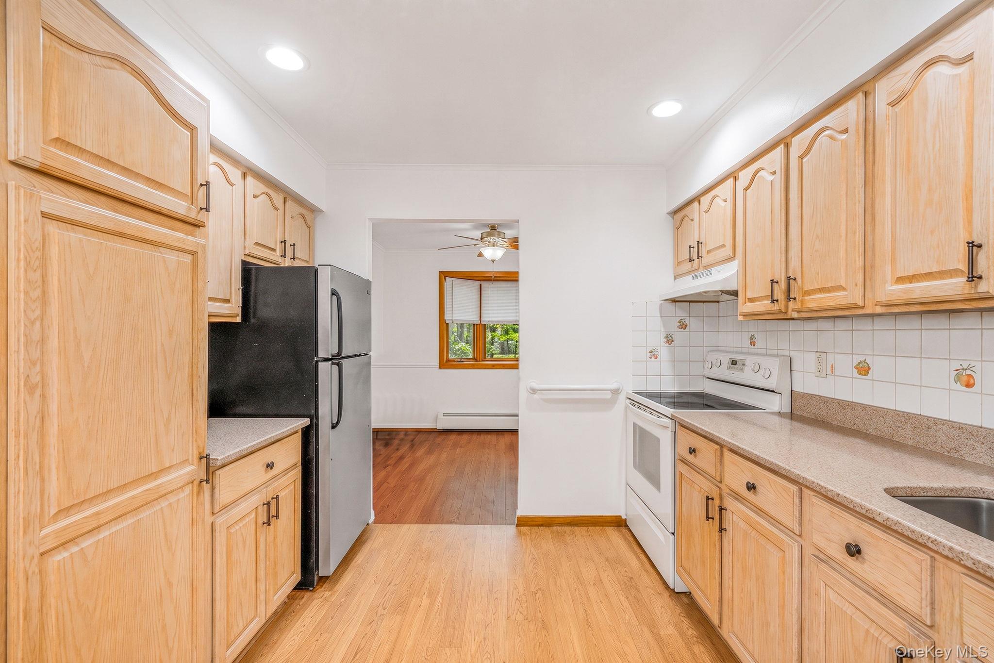 96 Oak Street – For Sale photo 17