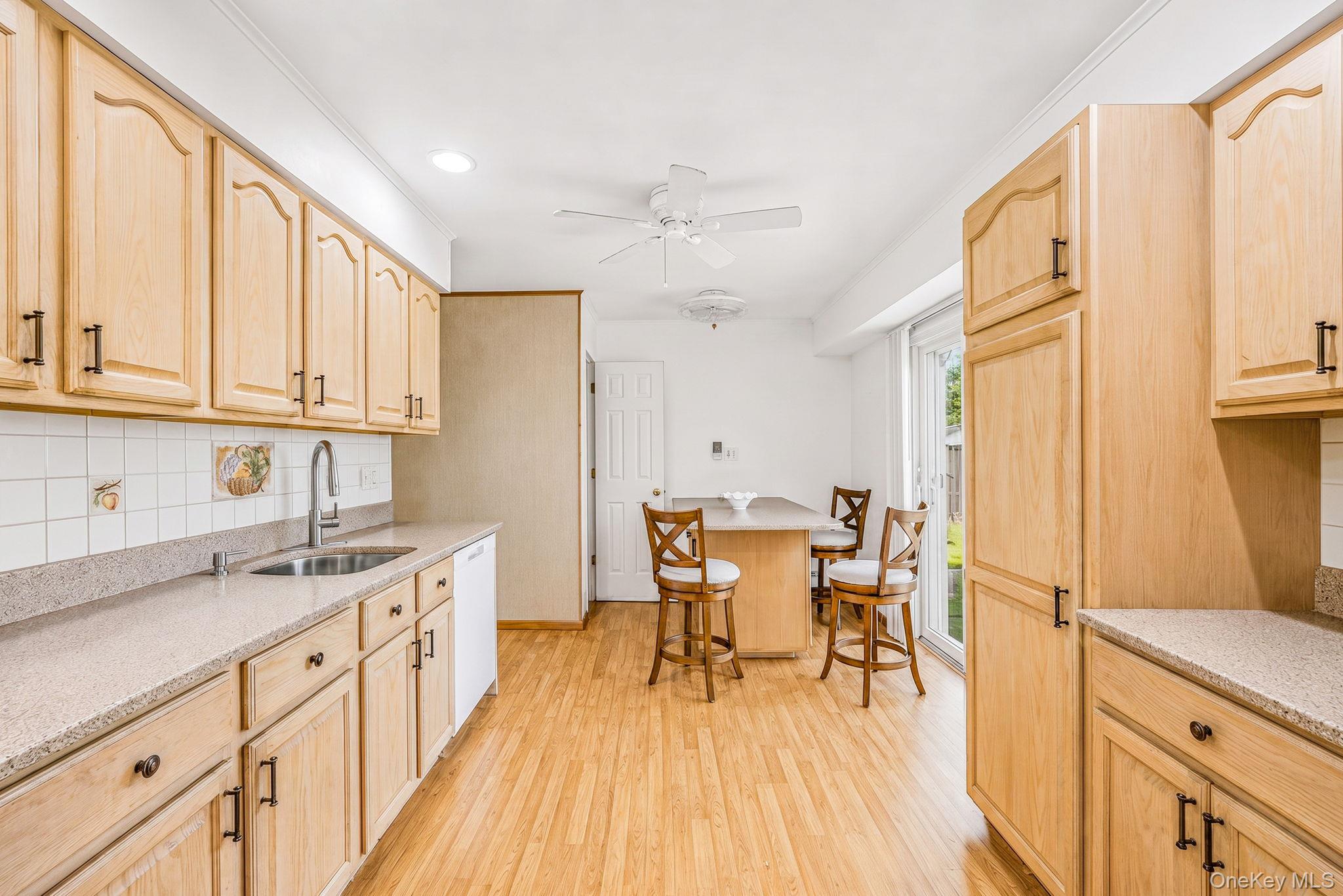 96 Oak Street – For Sale photo 15