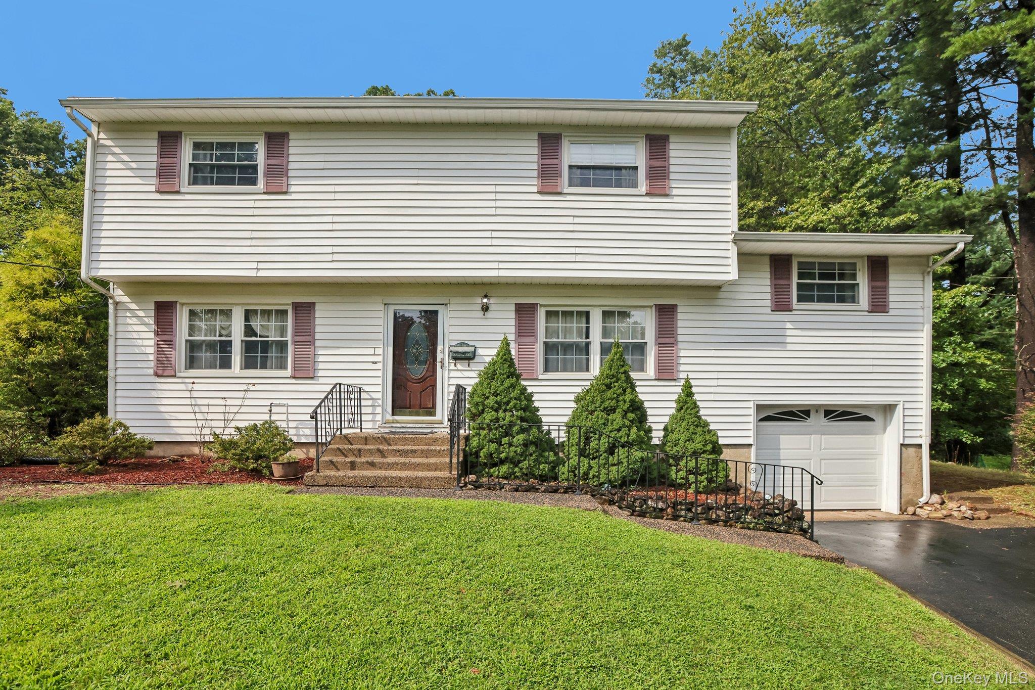 1 Marion Court – For Sale photo 2