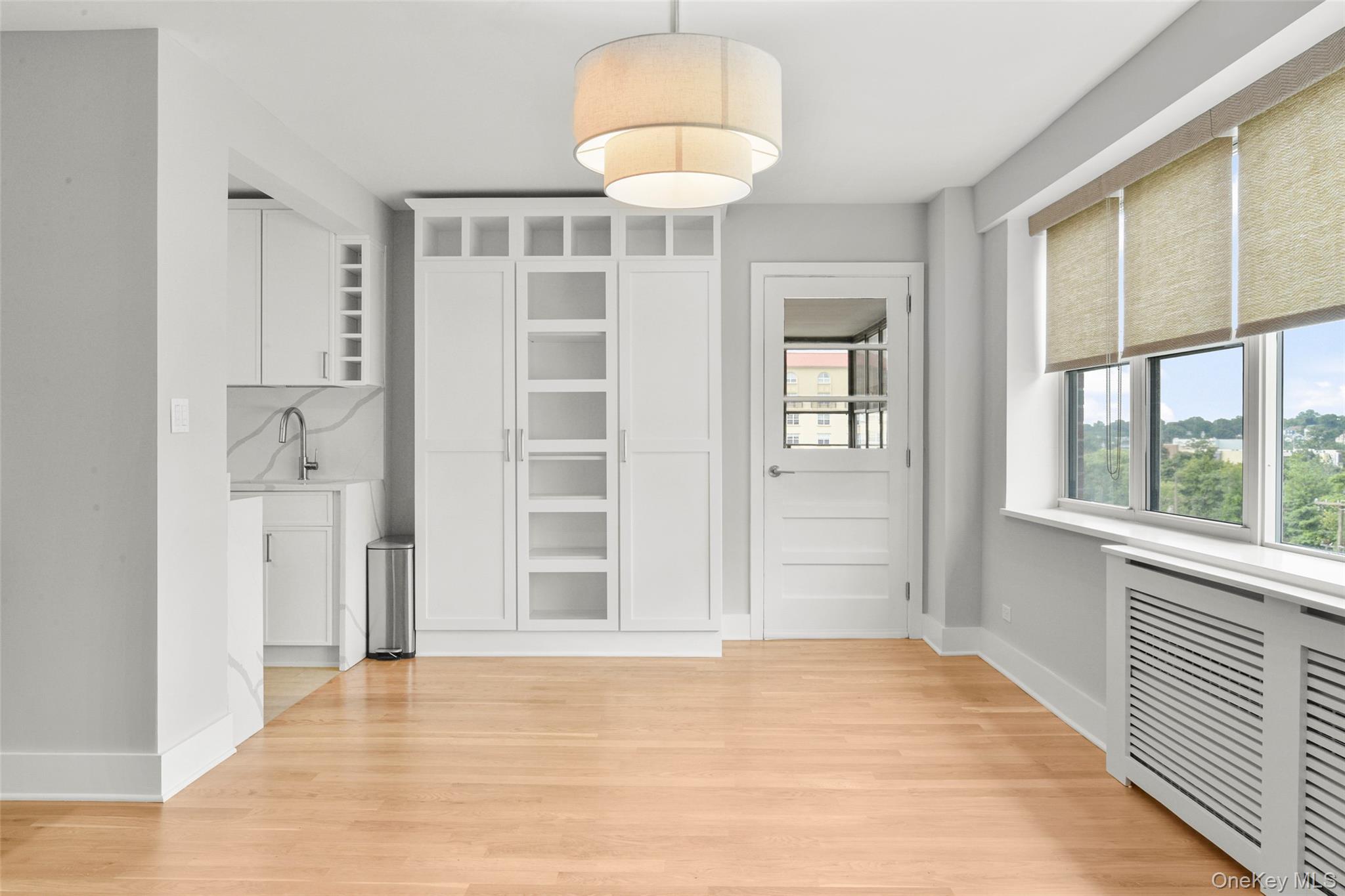 2 Washington Square, Unit 3E photo 8