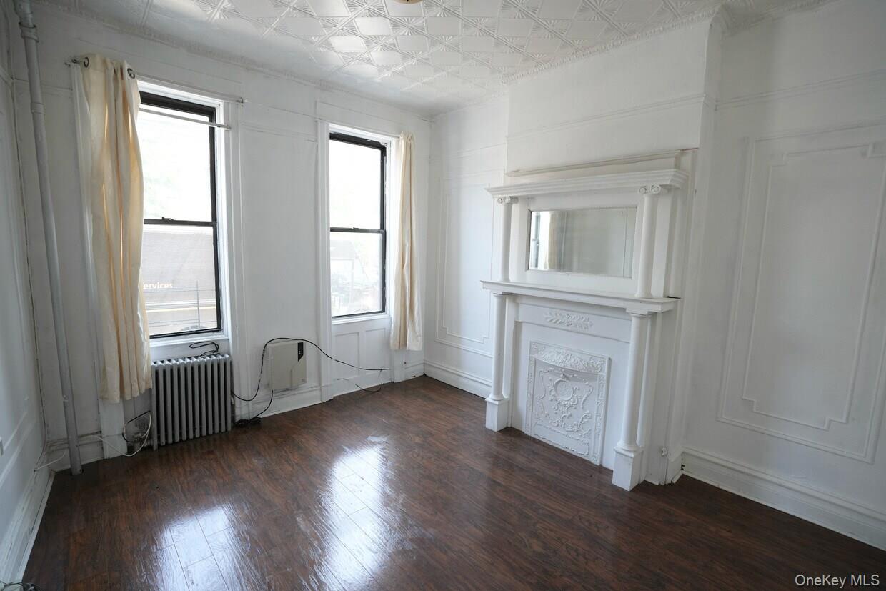 1881 Putnam Avenue – For Sale photo 3