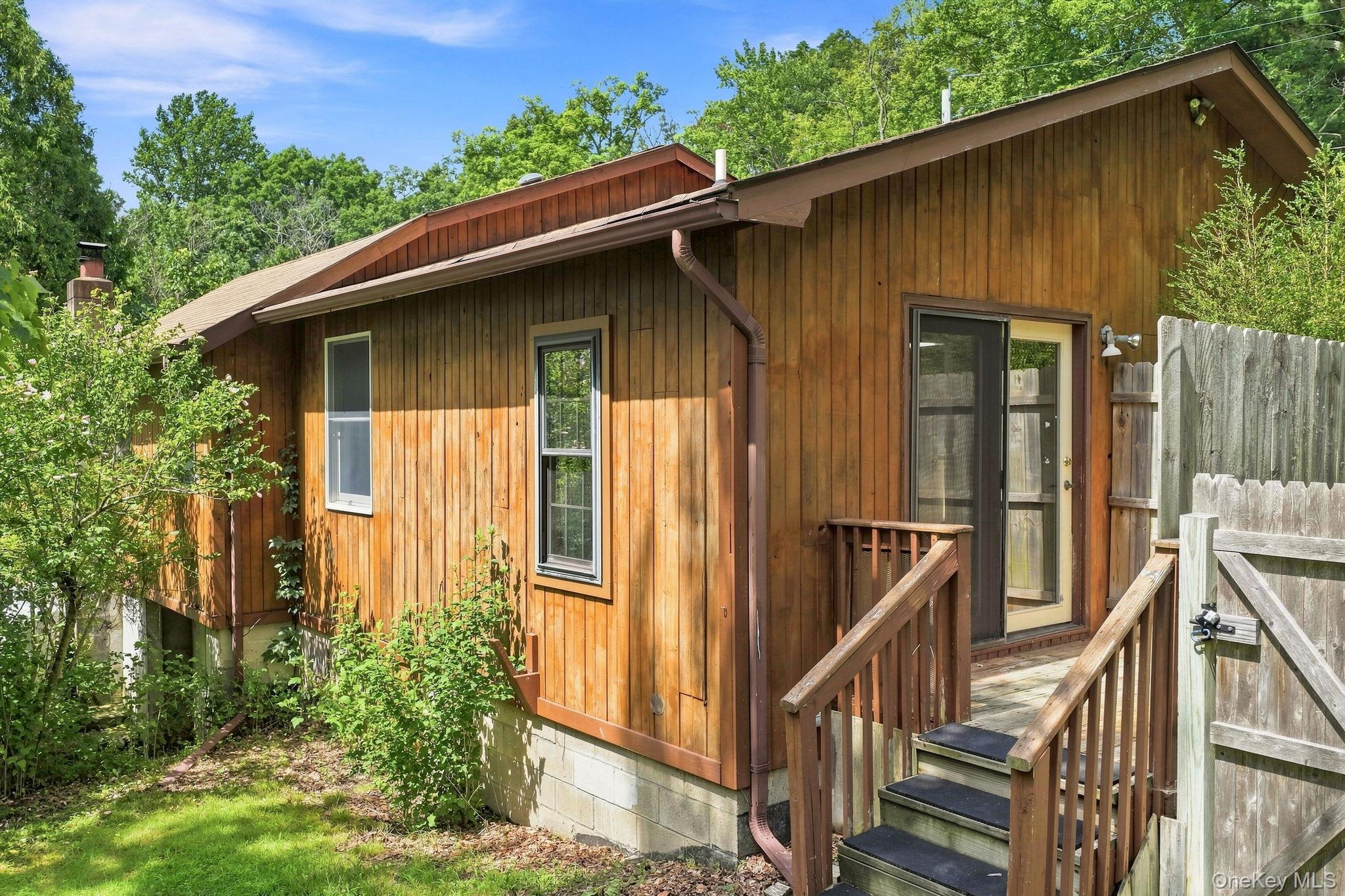 49 Maple Trail – For Sale photo 35