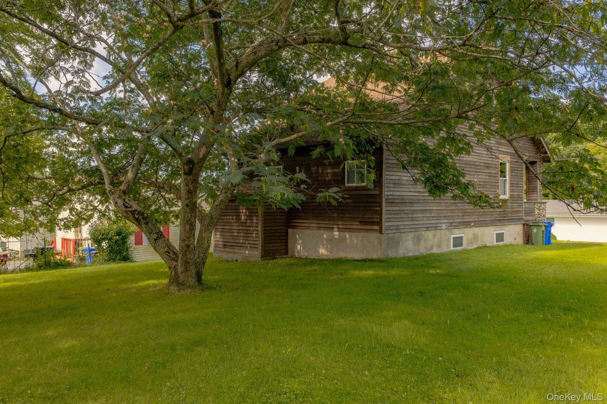 256 Cottage Street – For Sale photo 26