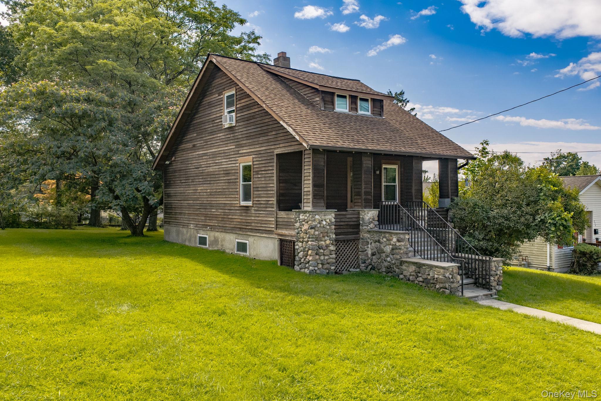 256 Cottage Street – For Sale photo 2