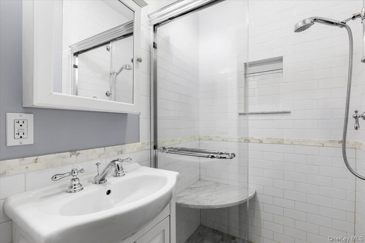 21 Park Avenue – For Sale photo 21