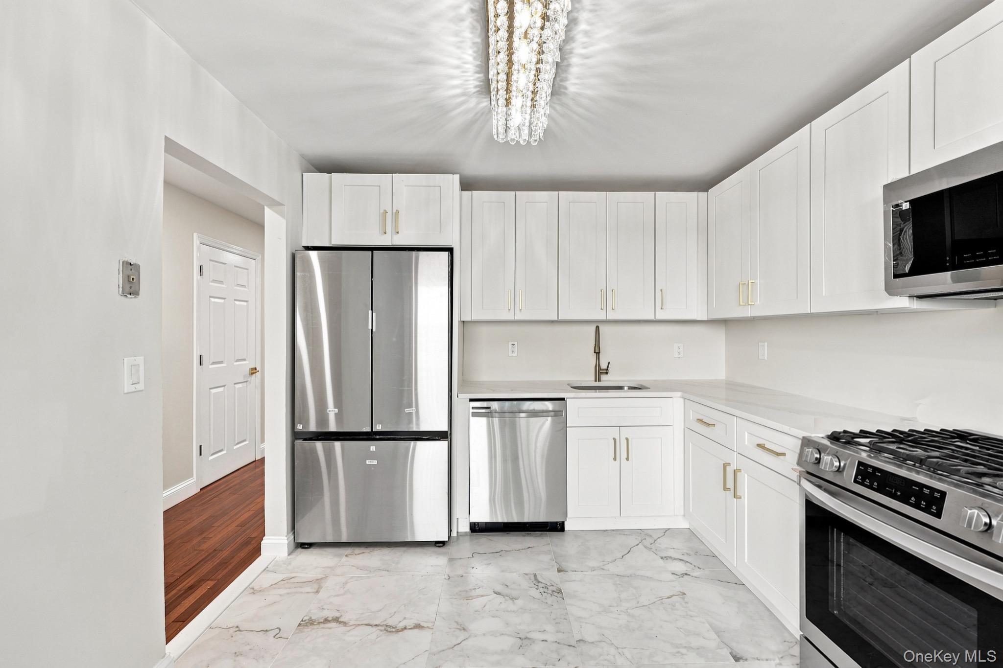 38 Heritage Drive, Unit H photo 5