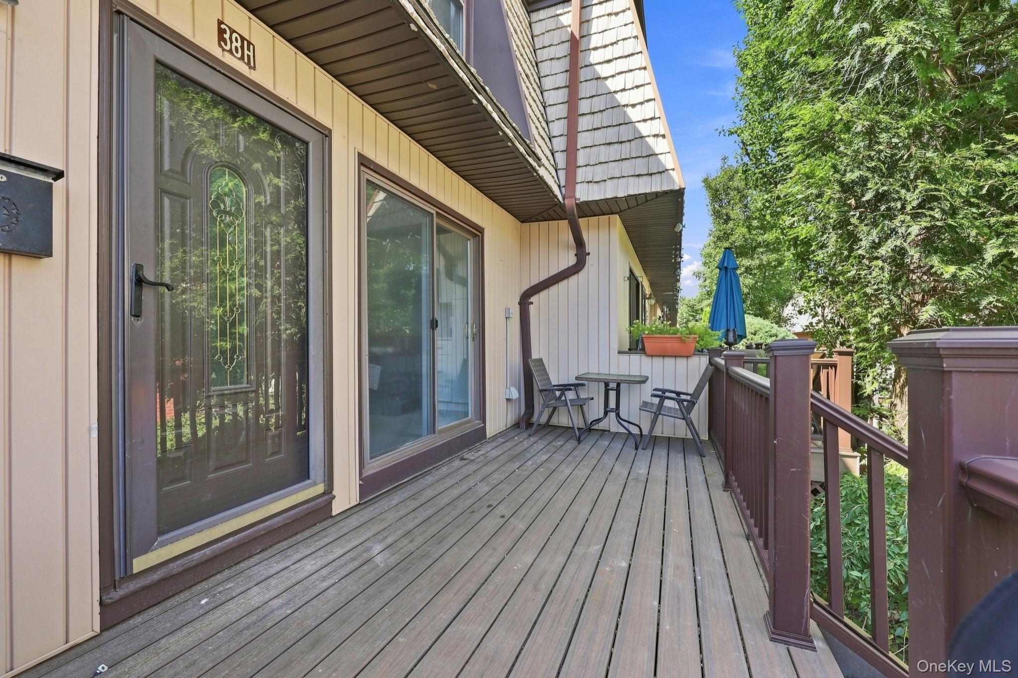 38 Heritage Drive, Unit H photo 2