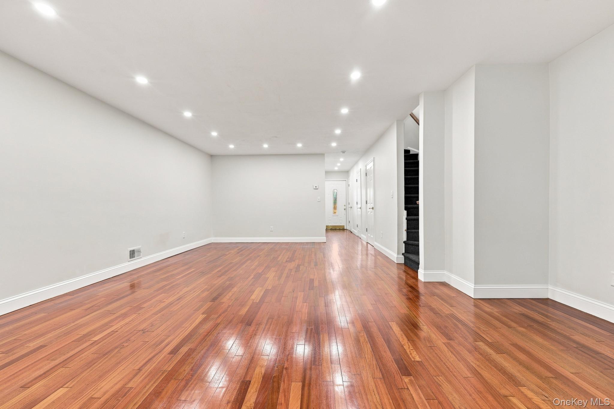 38 Heritage Drive, Unit H photo 11