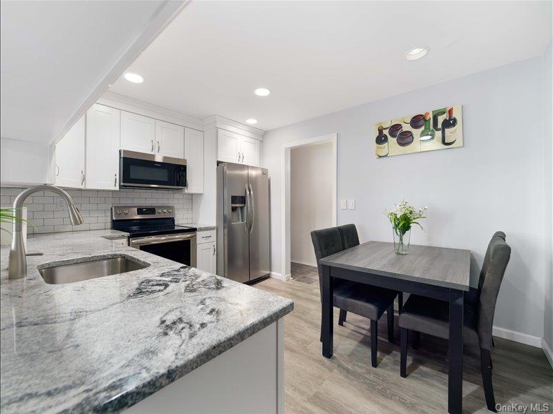 338 Sierra Vista Lane – For Sale photo 14