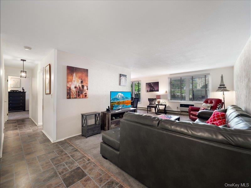 338 Sierra Vista Lane – For Sale photo 4