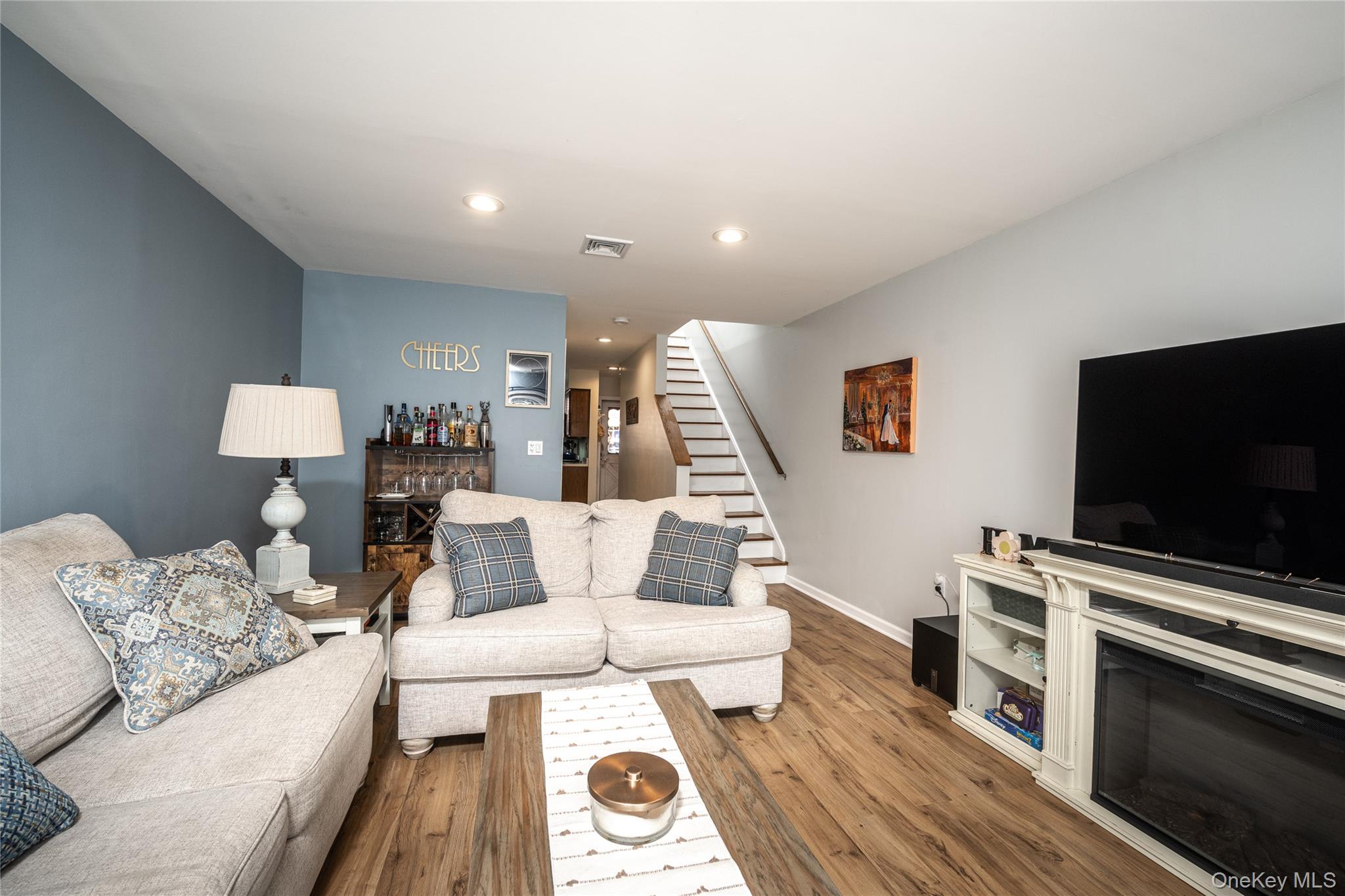 17 Davids Lane – For Sale photo 8