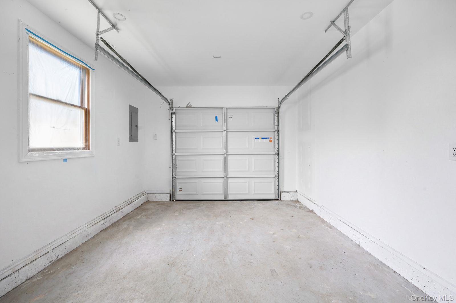 16 Adobe Drive – For Sale photo 14