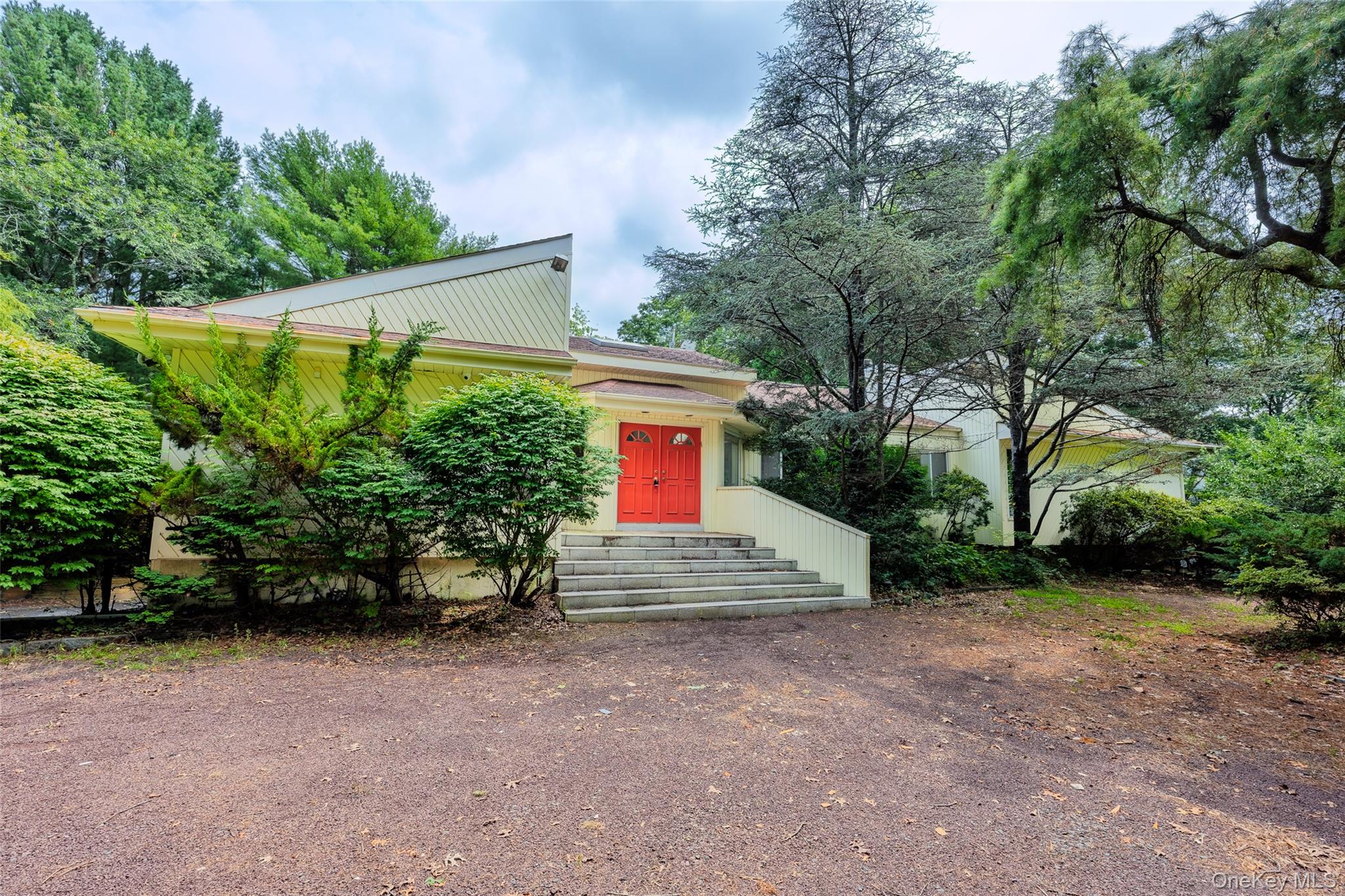 23 The Registry – For Sale