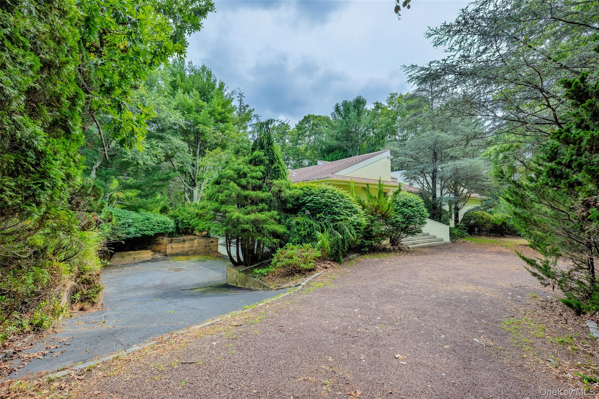 23 The Registry – For Sale photo 2