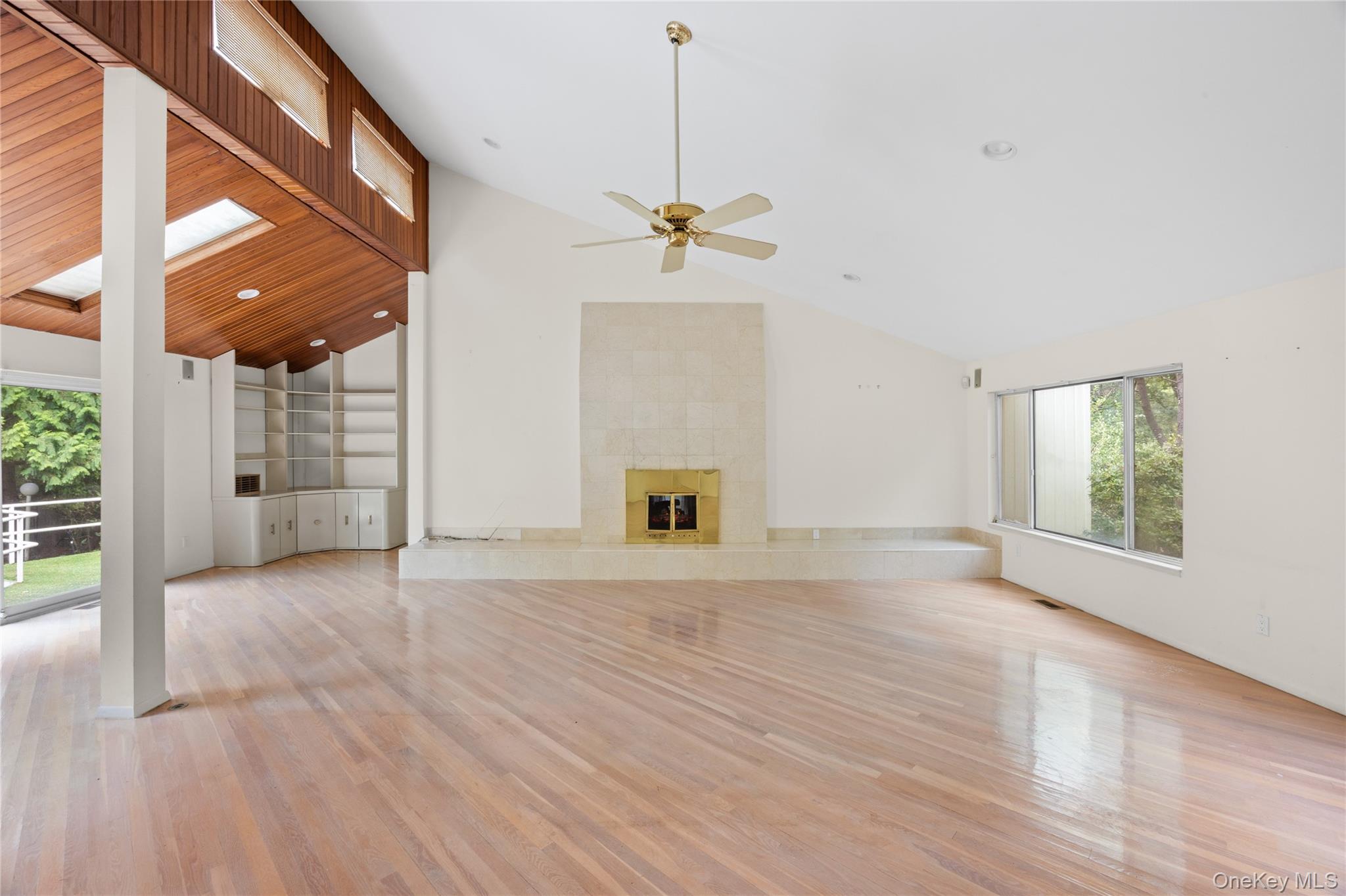 23 The Registry – For Sale photo 11