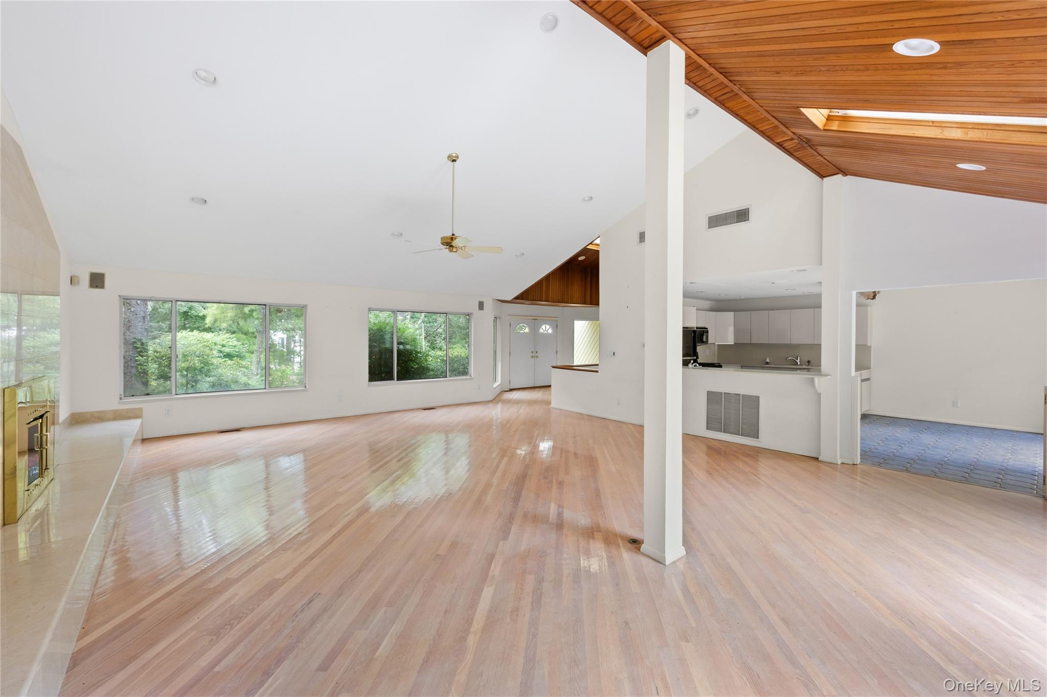 23 The Registry – For Sale photo 13