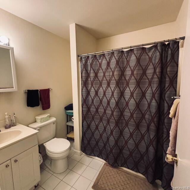 310 Jersey Avenue, Unit 3 photo 3