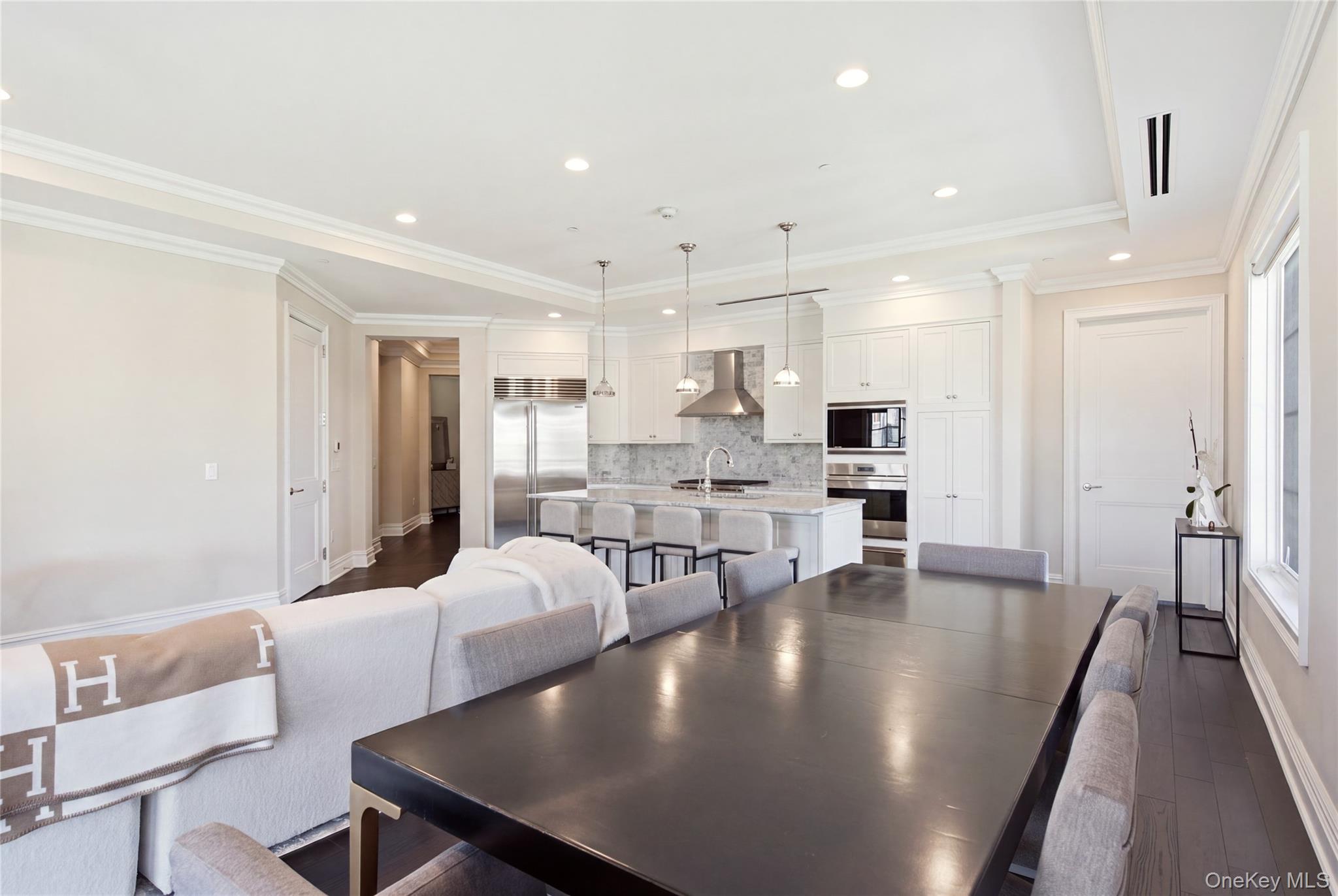3000 Royal Court, Unit 3206 photo 10