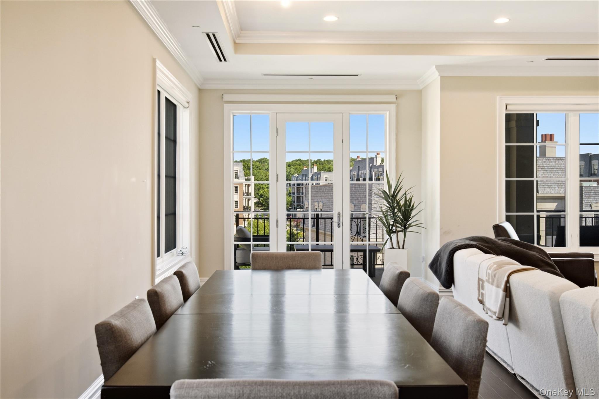 3000 Royal Court, Unit 3206 photo 7