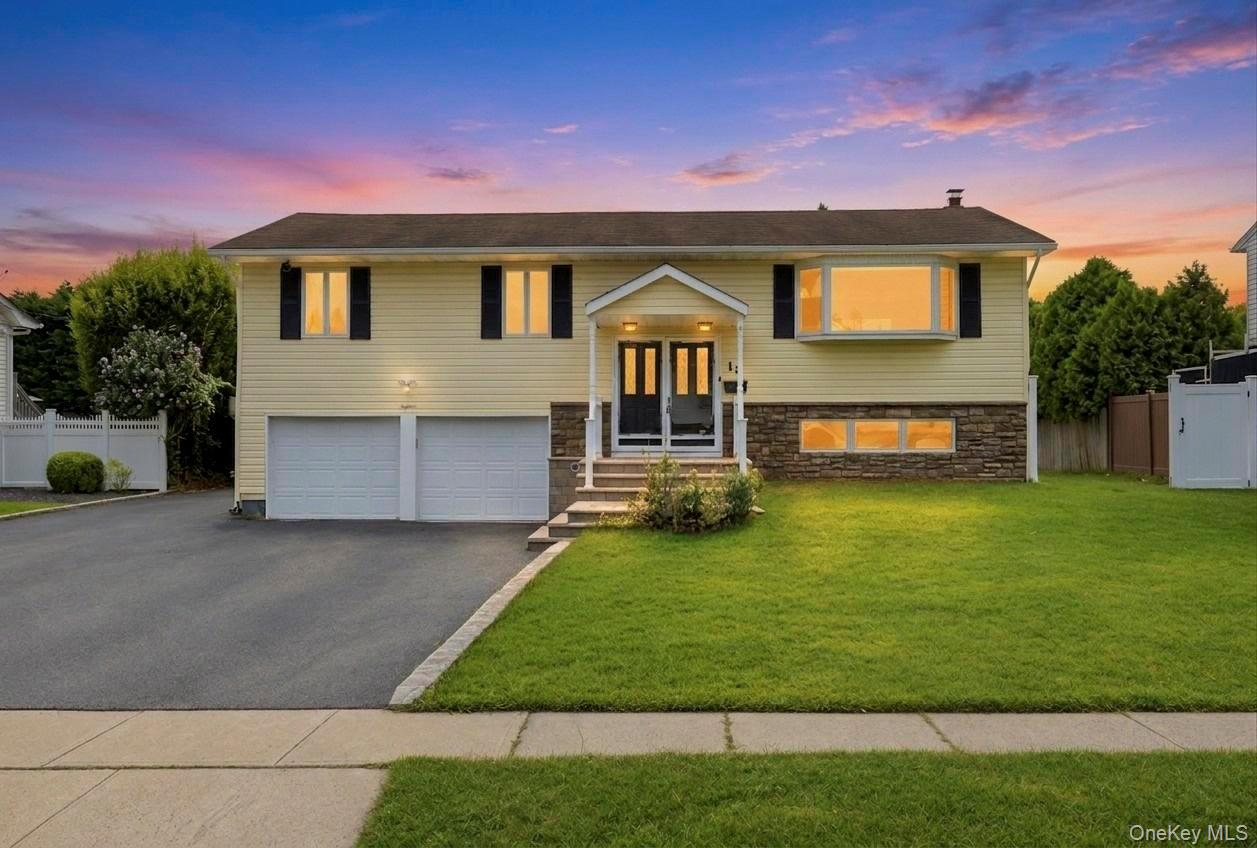 18 Dexter Lane – For Sale
