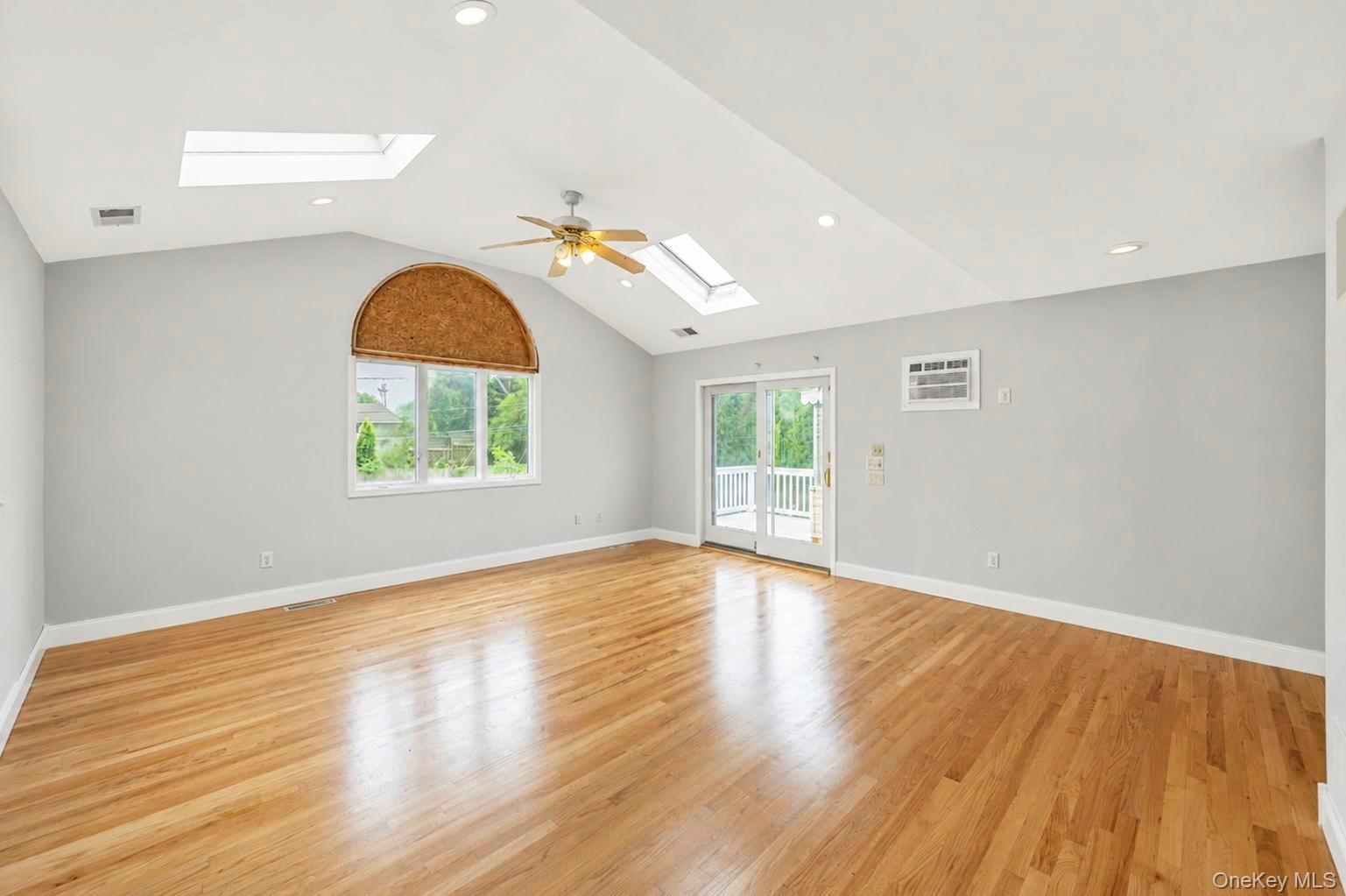 18 Dexter Lane – For Sale photo 14