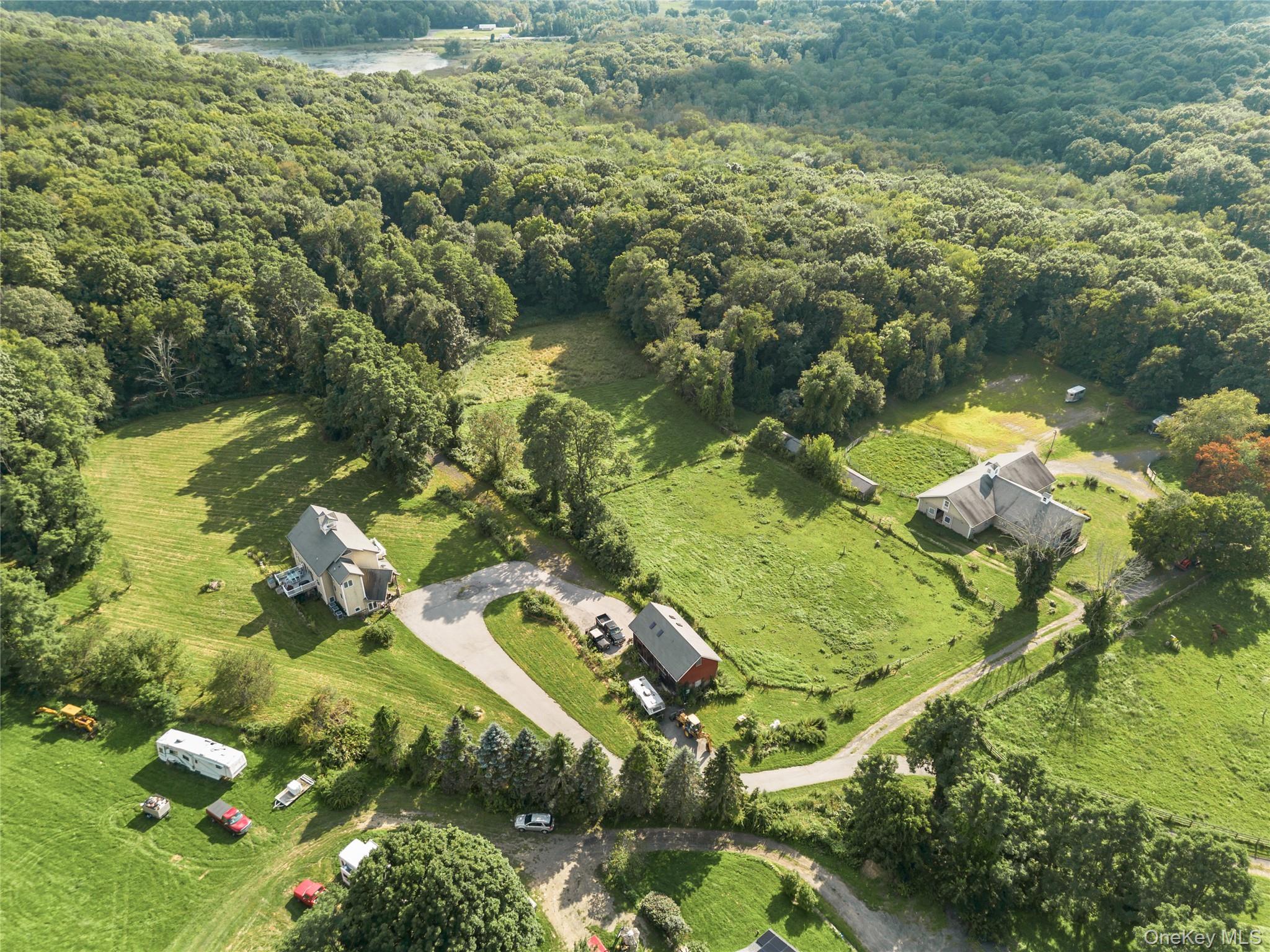 42-45 Blackstone Ridge – For Sale