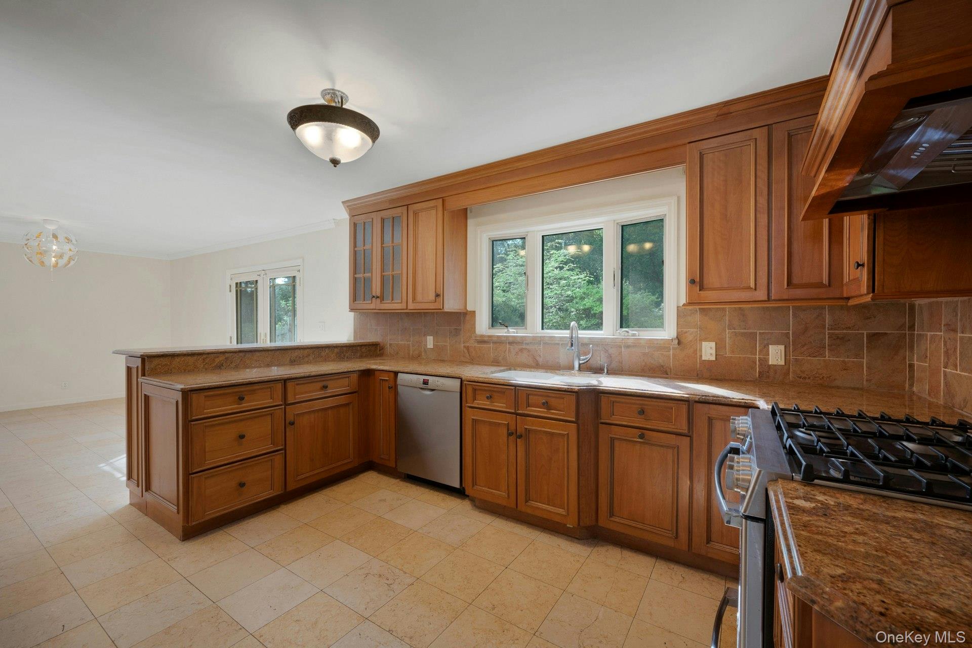 20 Springdale Road – For Rent photo 15