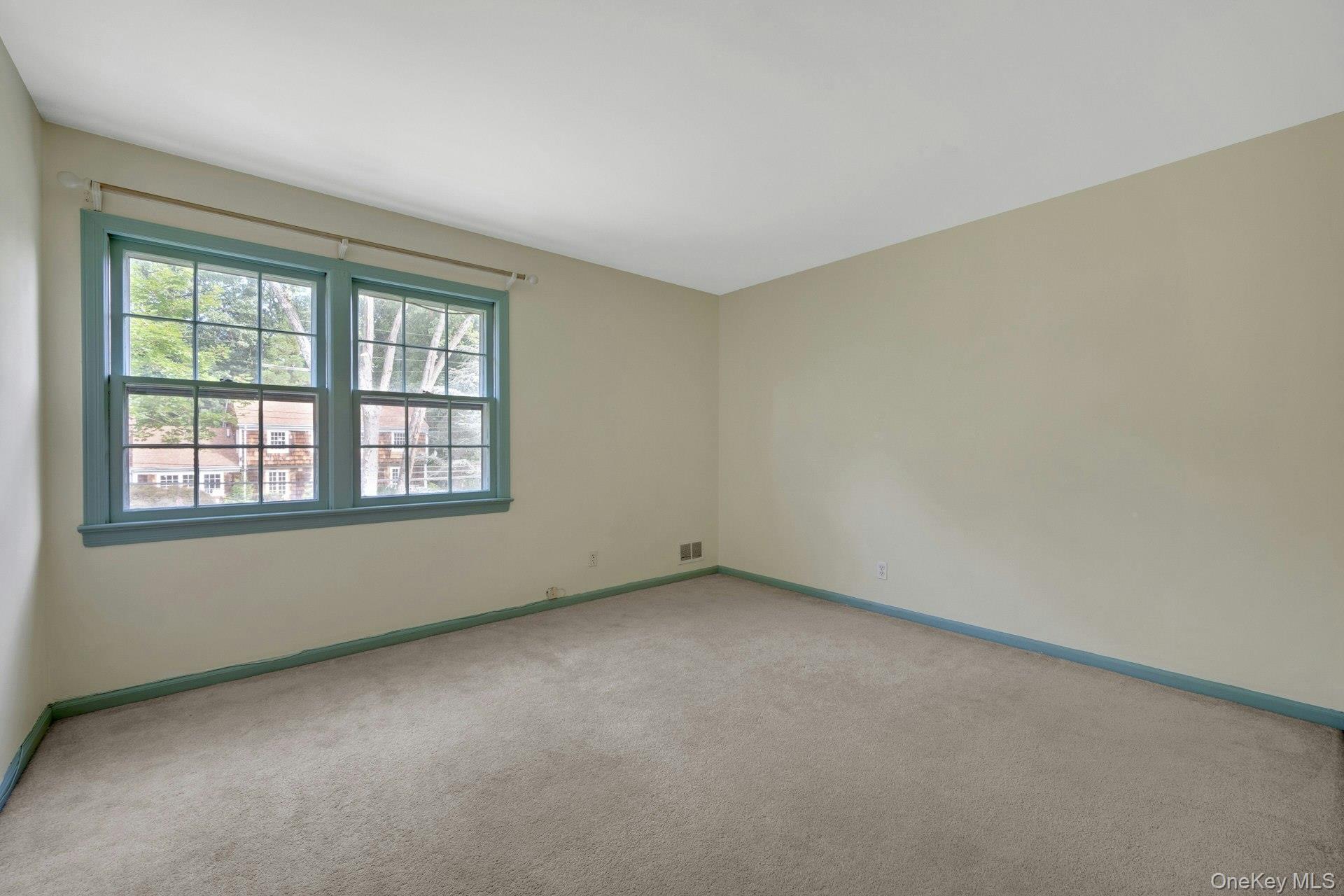 20 Springdale Road – For Rent photo 32