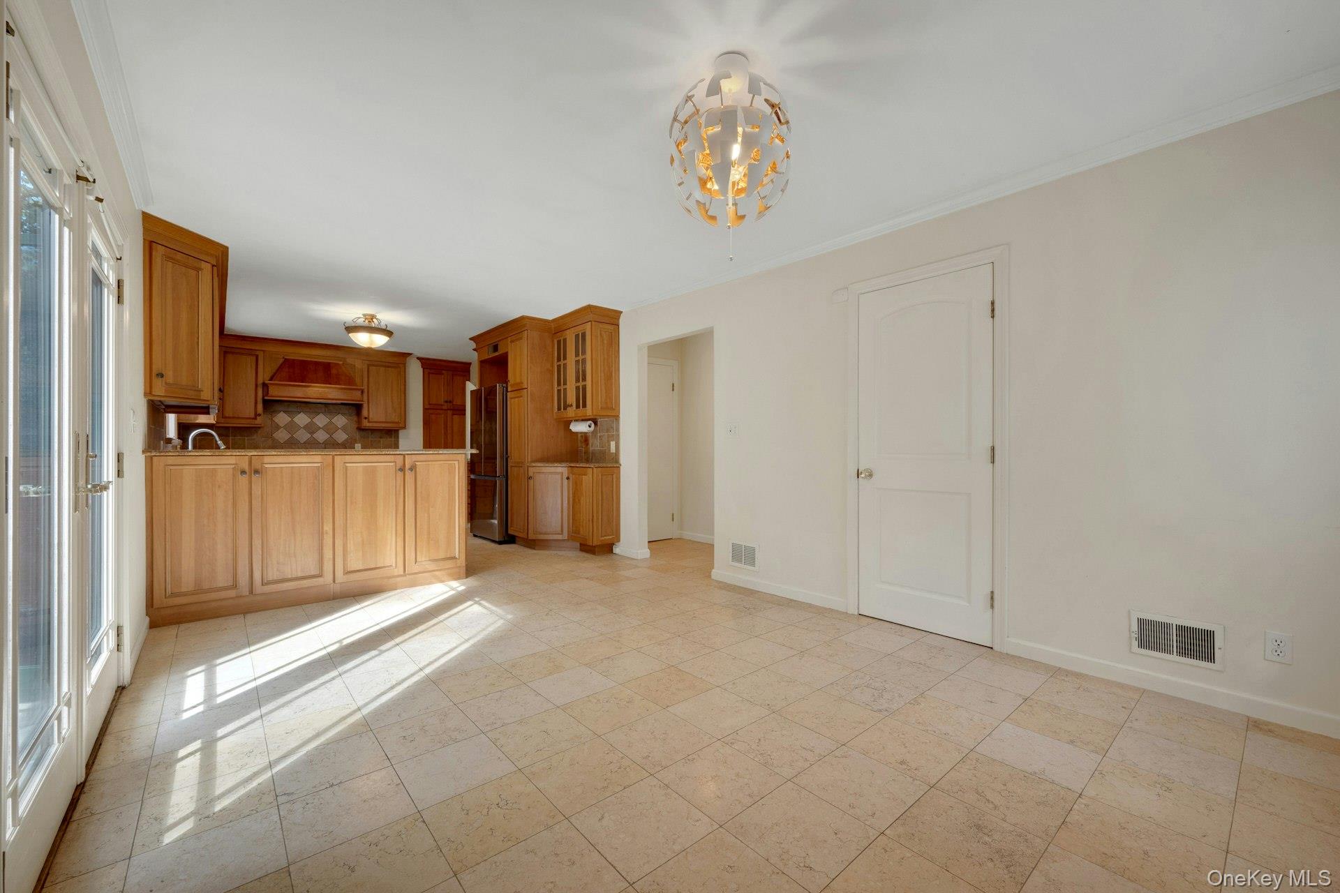 20 Springdale Road – For Rent photo 18