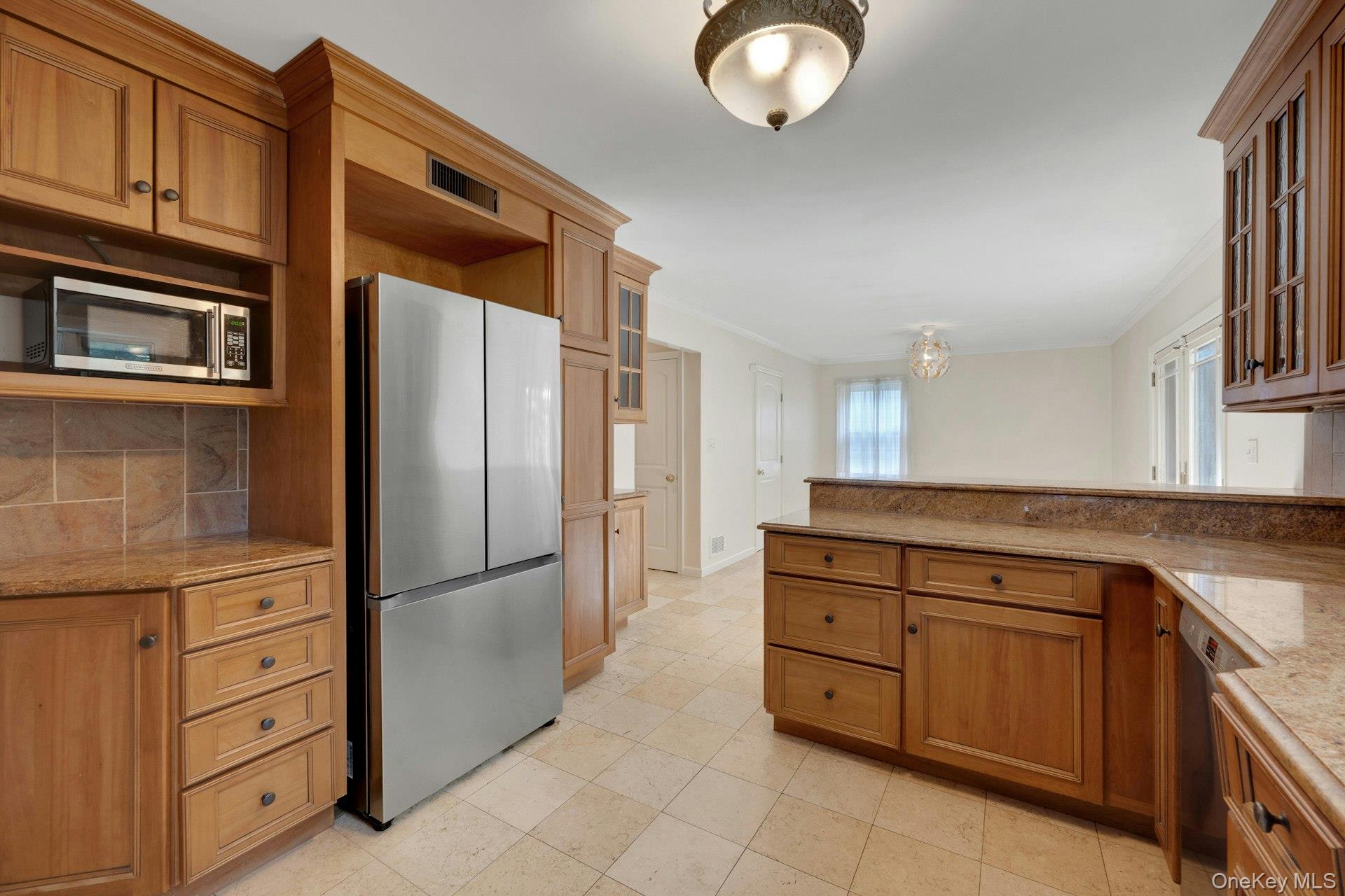 20 Springdale Road – For Rent photo 17