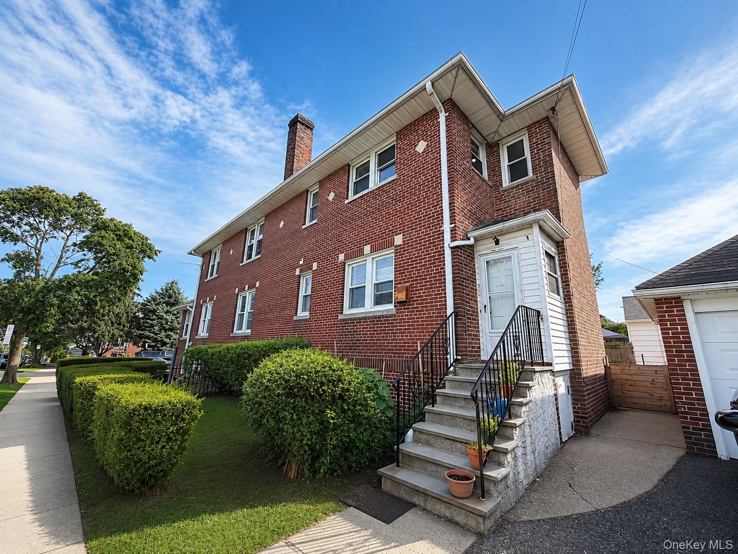 1 Davis Avenue – For Sale photo 22