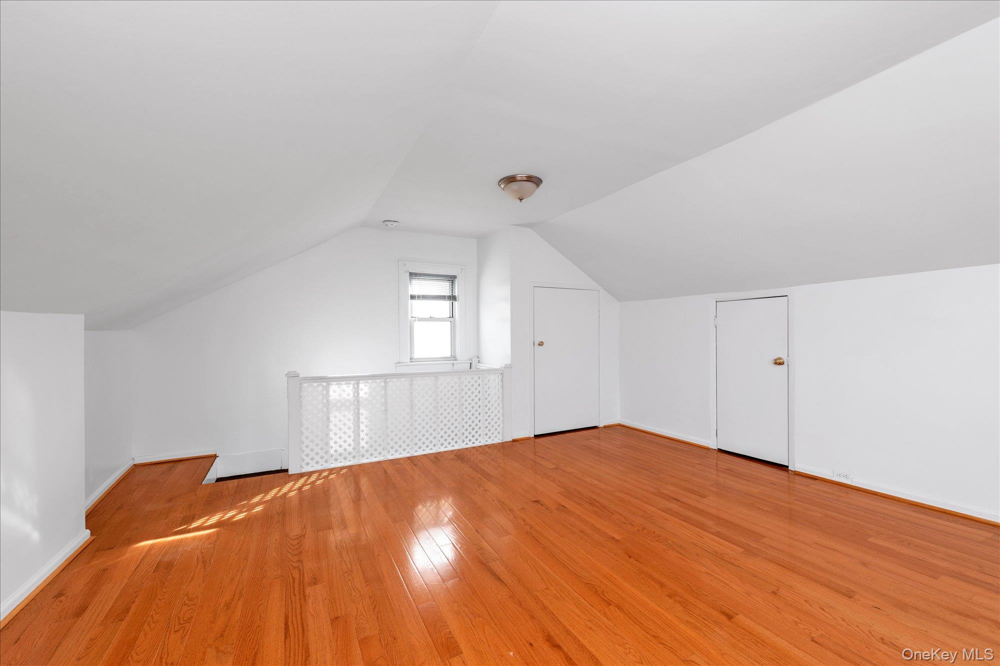 70-15 Manse Street – For Rent photo 14