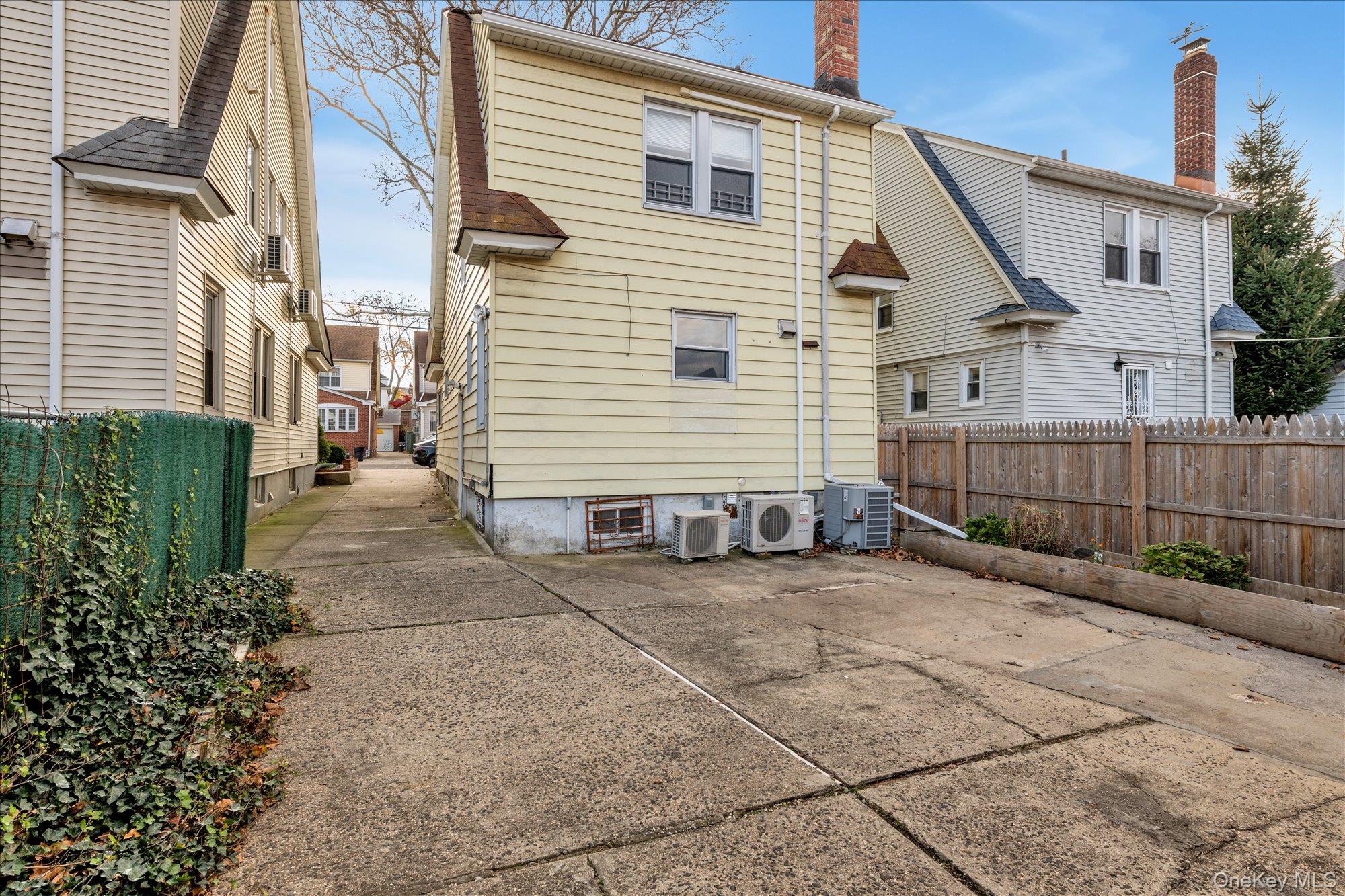 70-15 Manse Street – For Rent photo 21