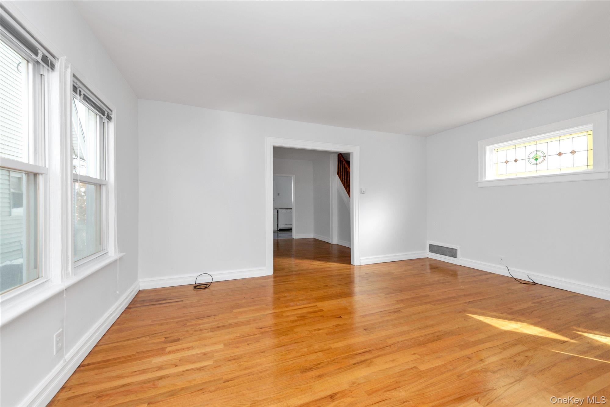 70-15 Manse Street – For Rent photo 4