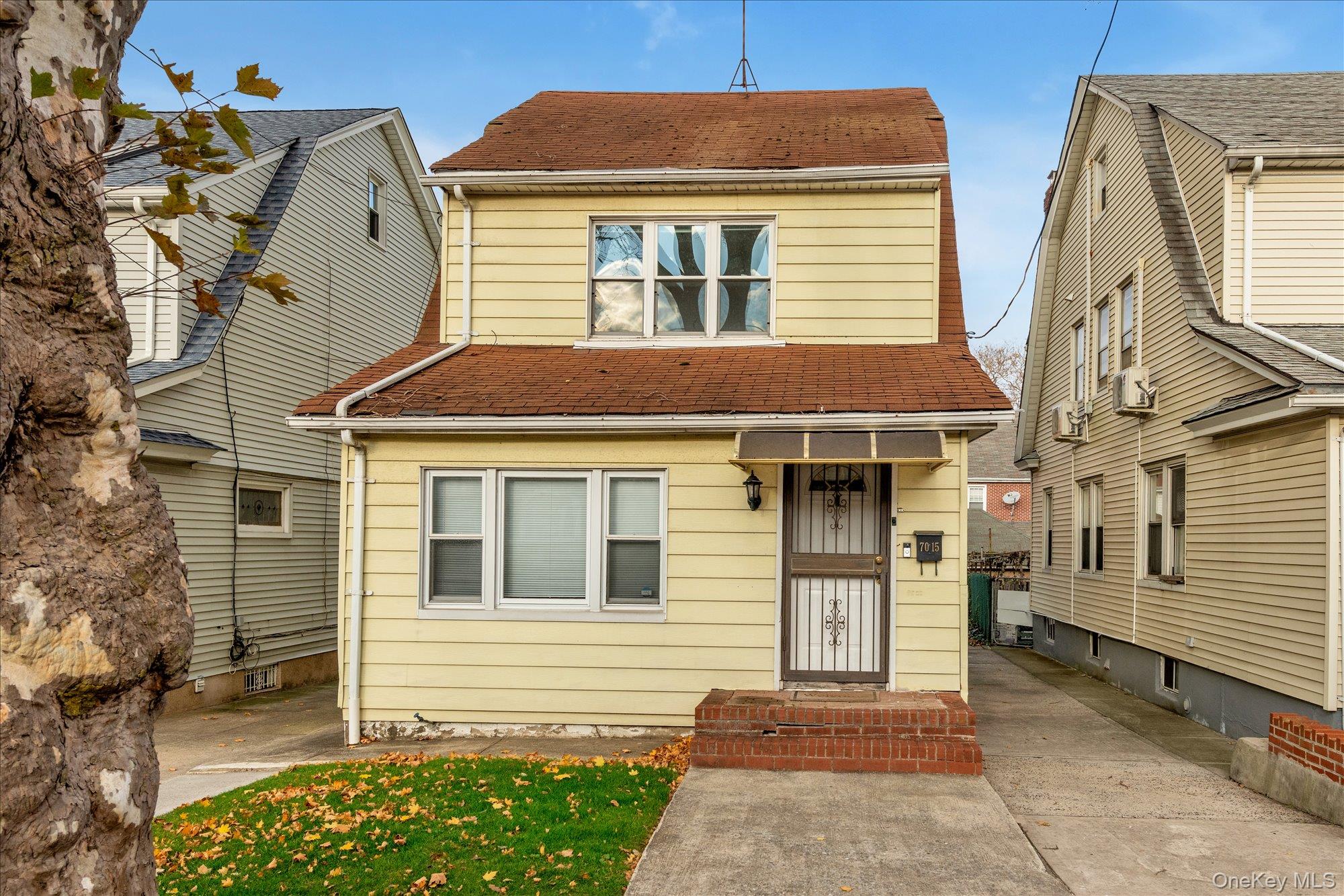 70-15 Manse Street – For Rent