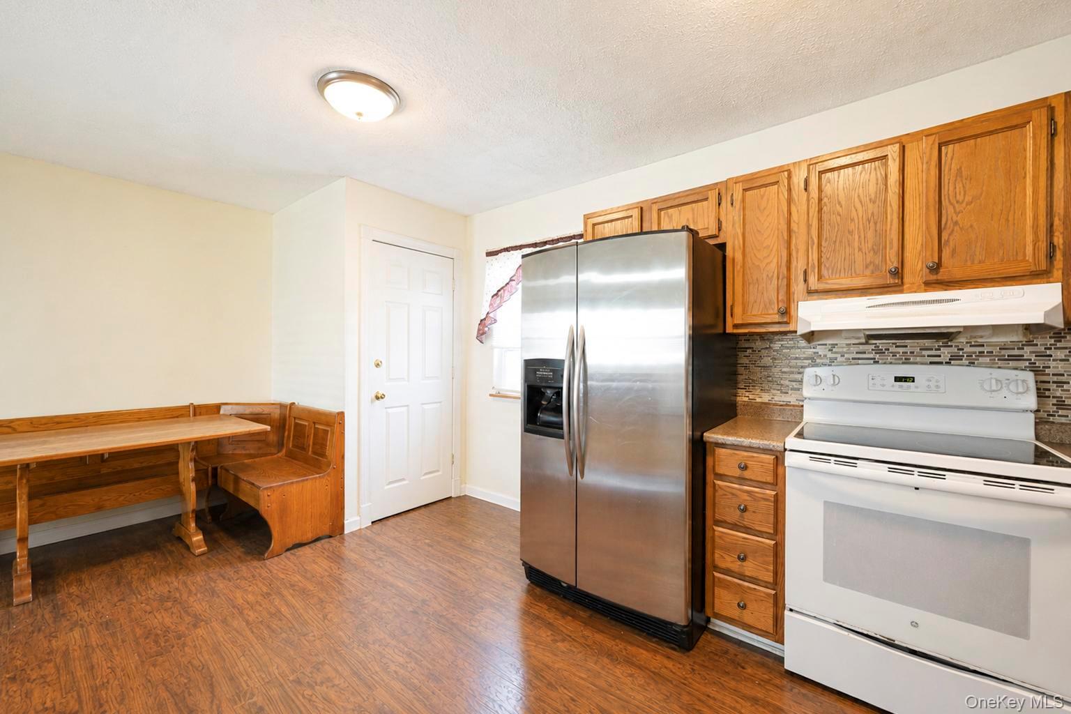 166 Auborn Avenue – For Sale photo 13