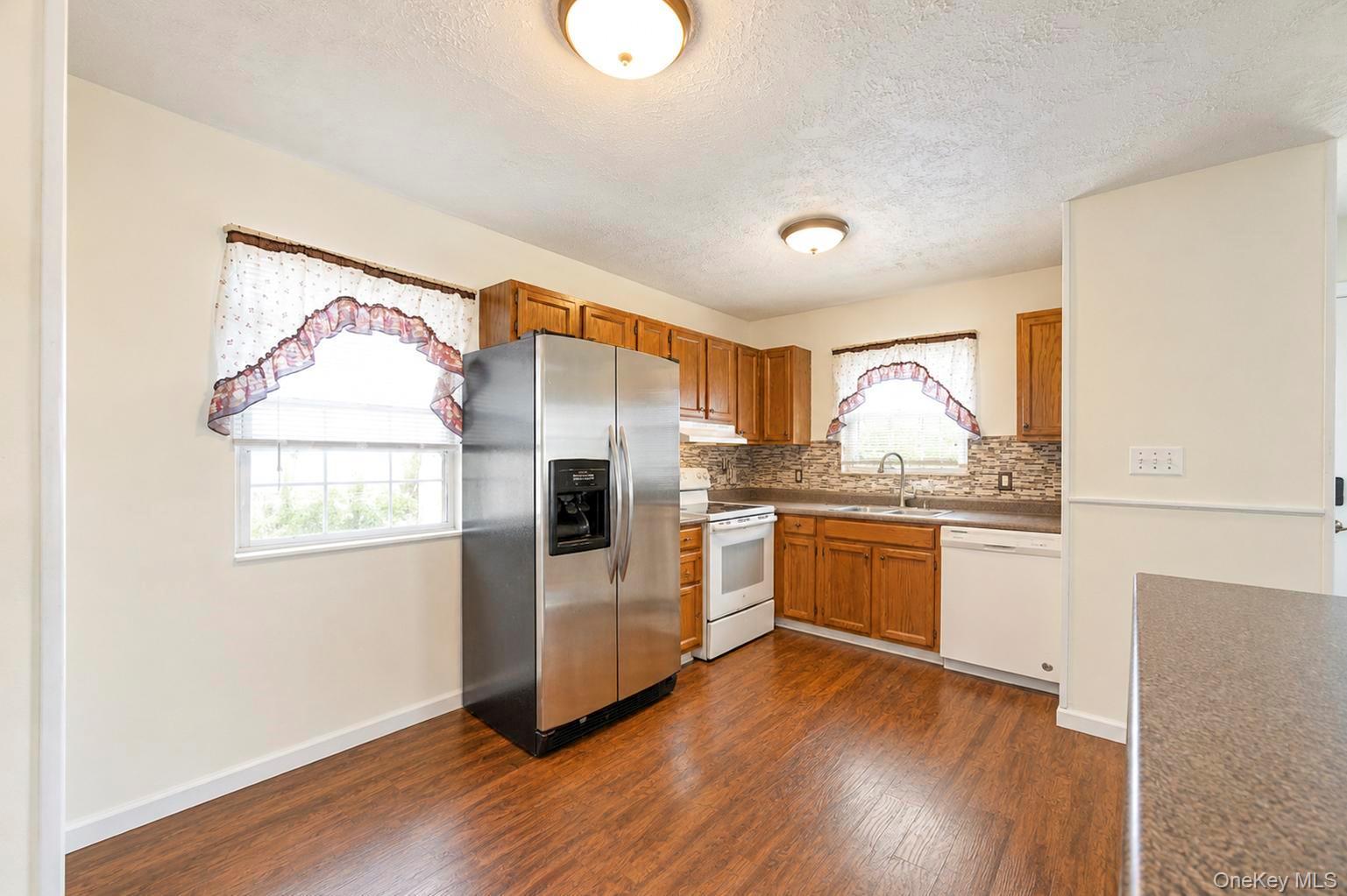 166 Auborn Avenue – For Sale photo 9