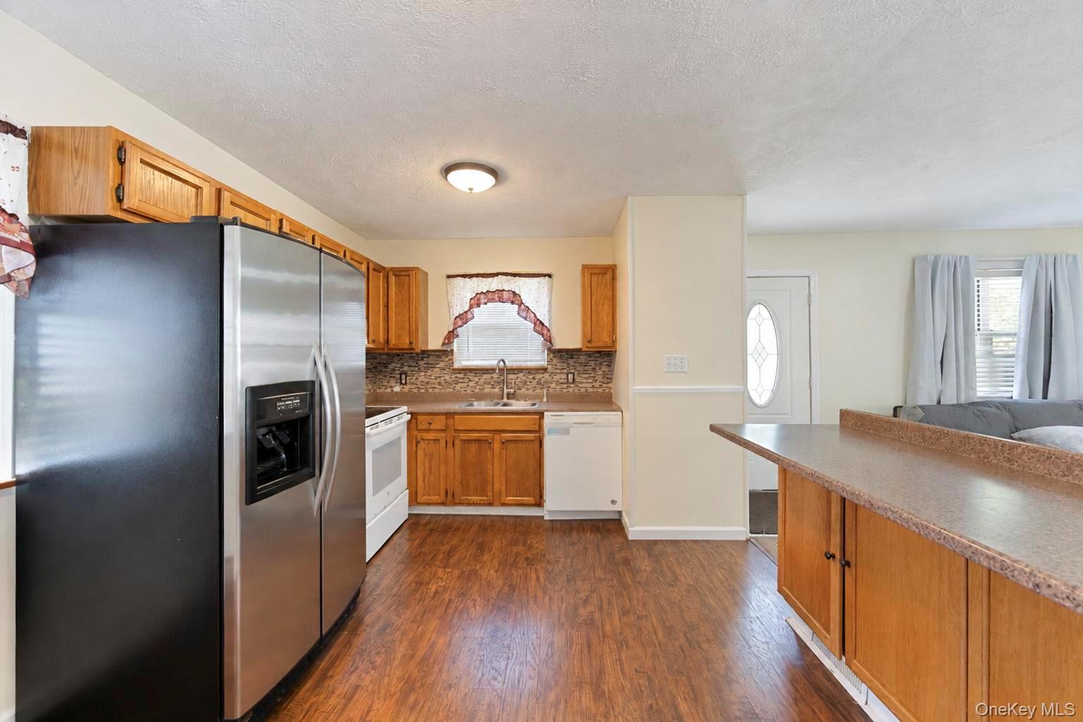 166 Auborn Avenue – For Sale photo 11