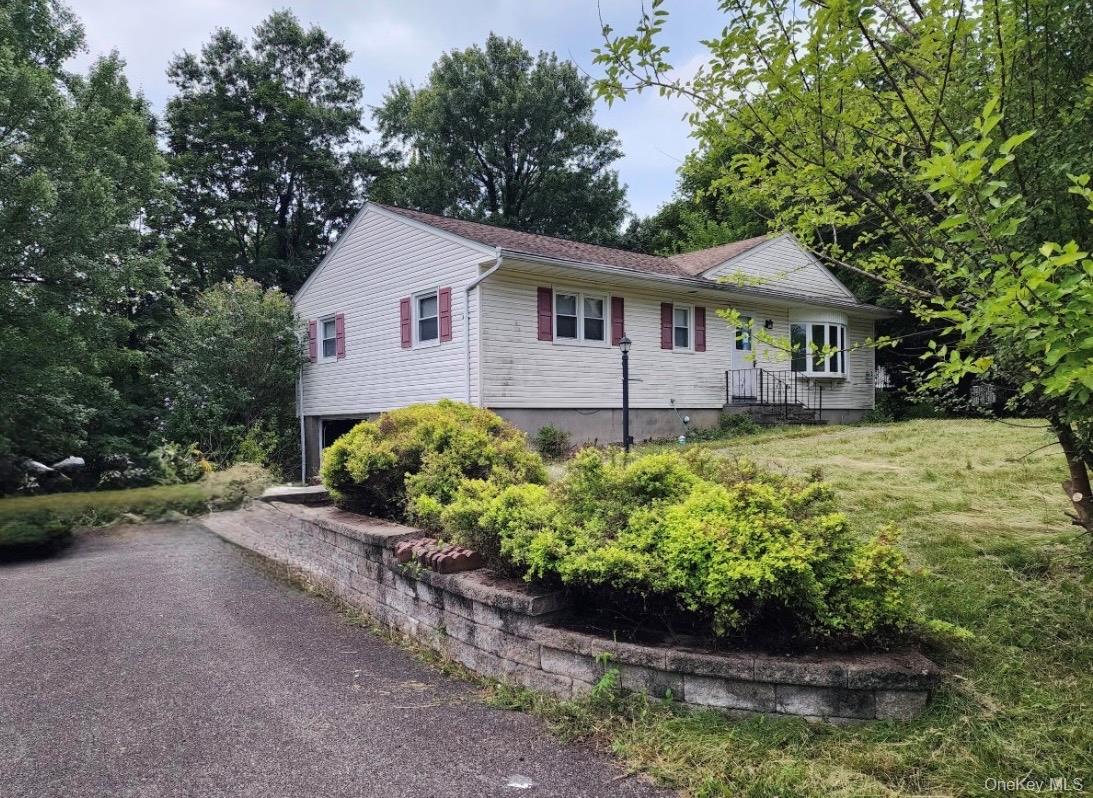 43 Lancer Drive – For Sale photo 2