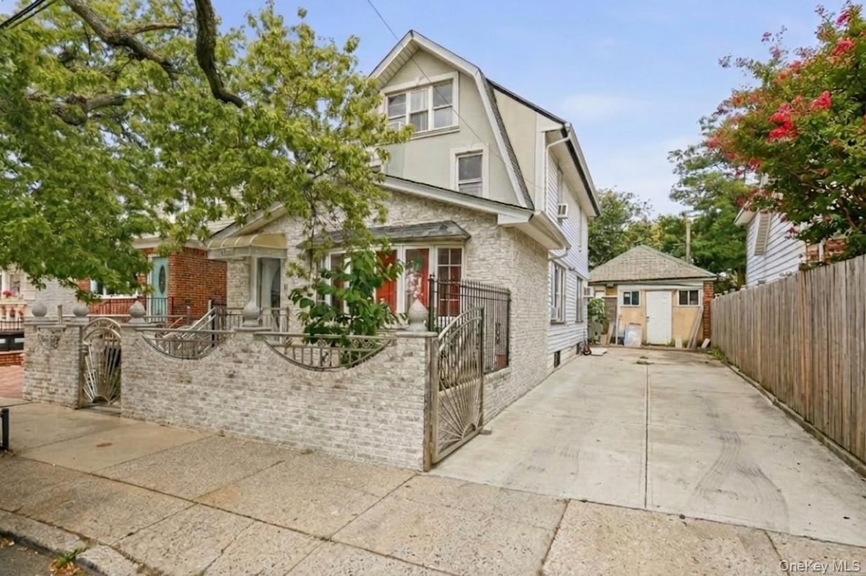 1667 E 51st Street – For Sale