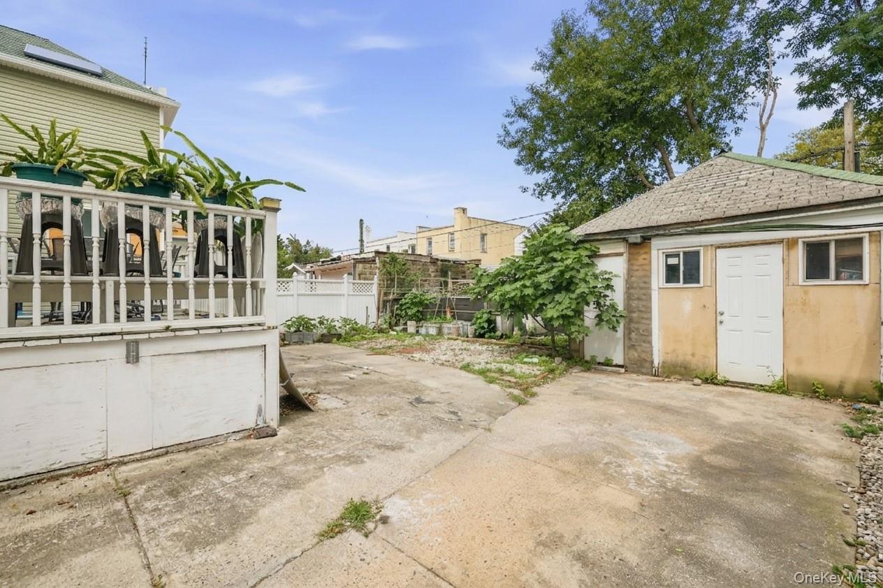 1667 E 51st Street – For Sale photo 27