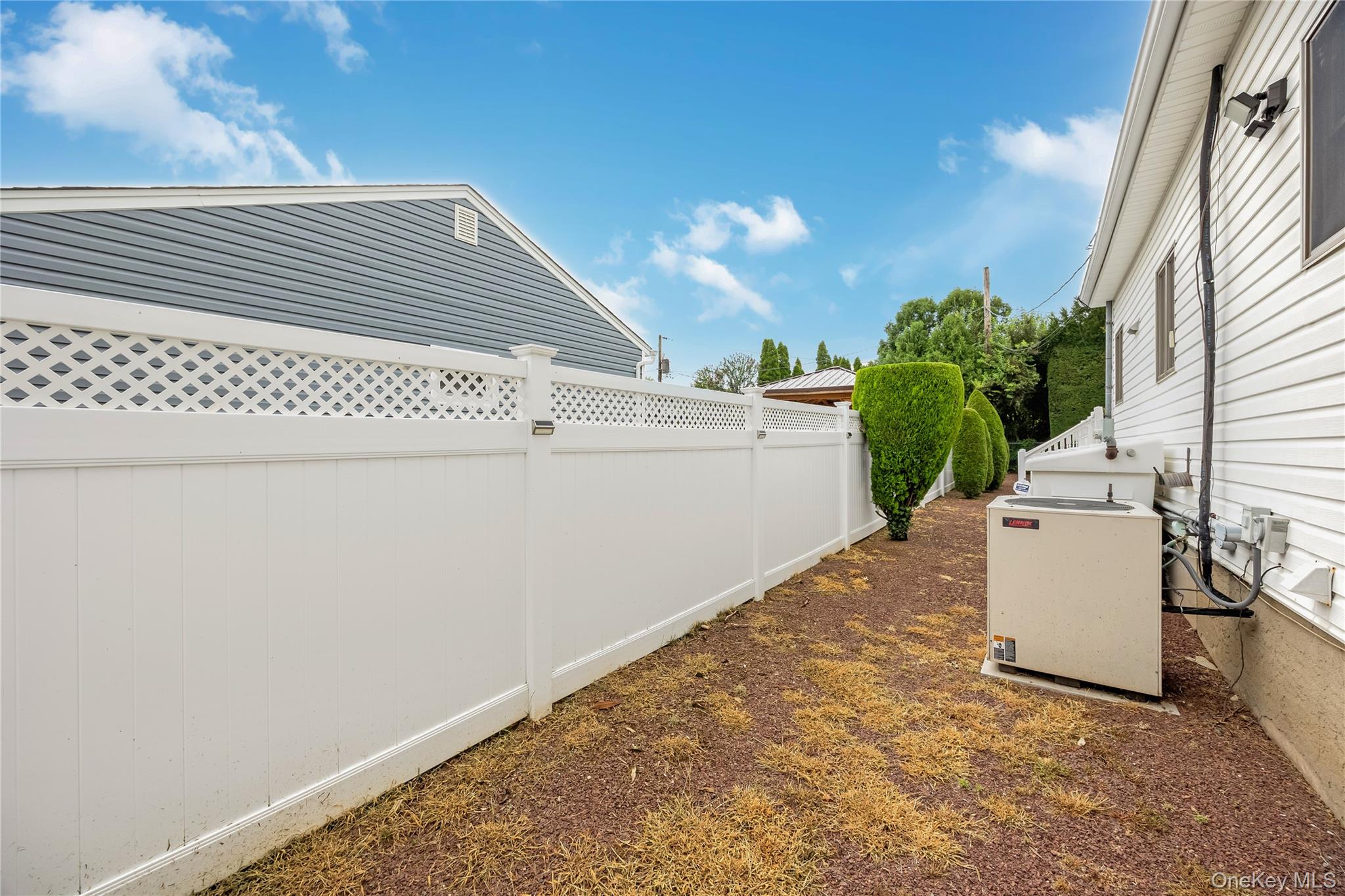 14 Arthur Street – For Sale photo 35