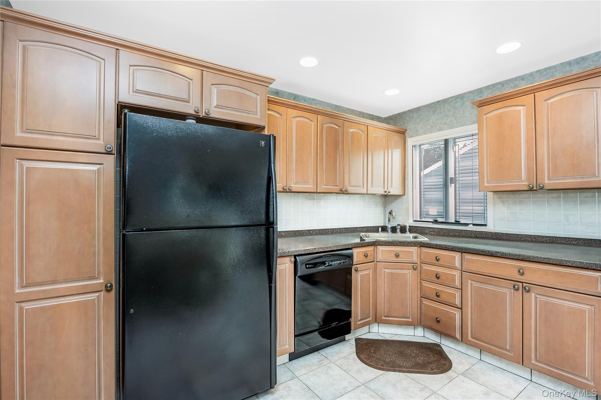 14 Arthur Street – For Sale photo 15