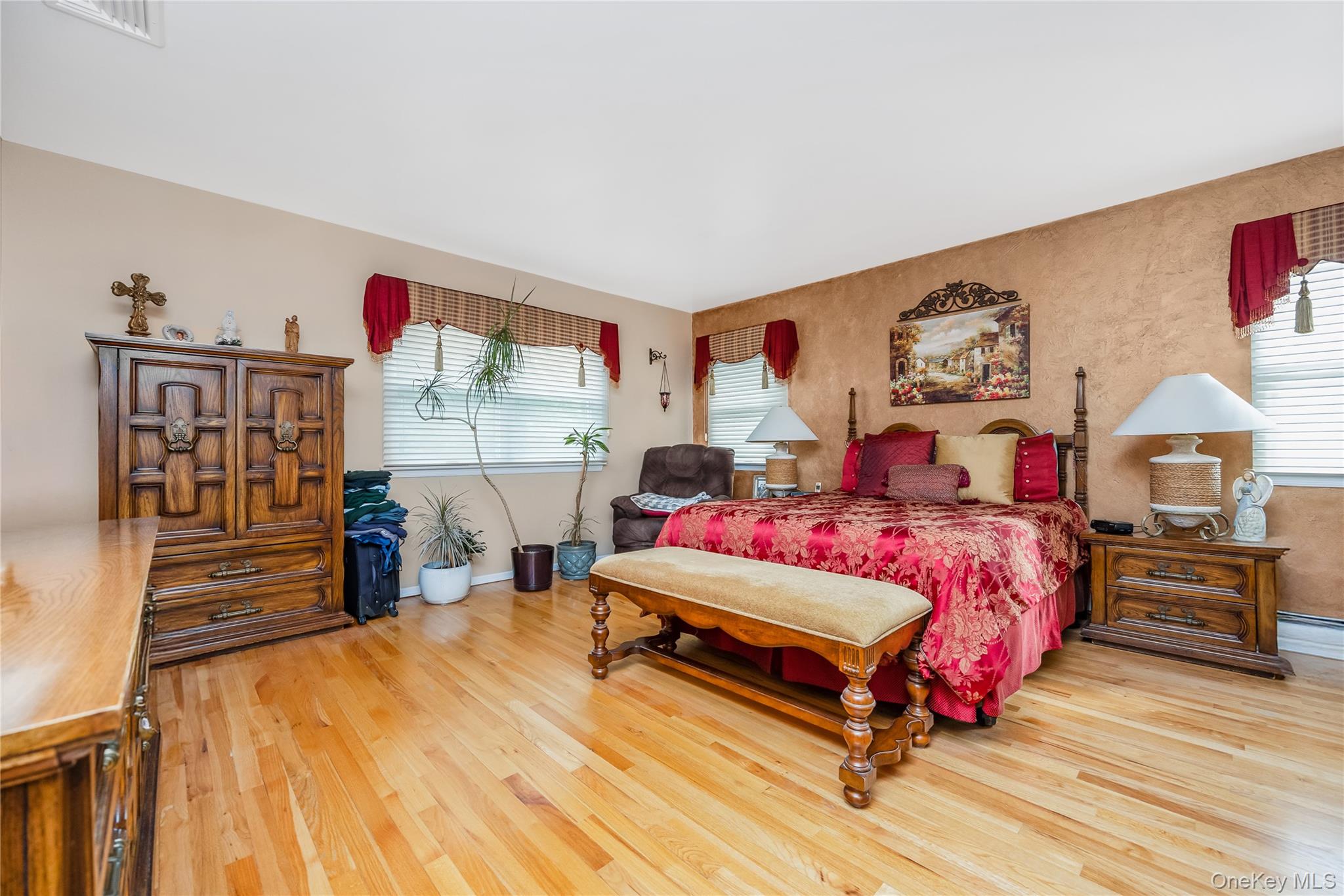 14 Arthur Street – For Sale photo 20