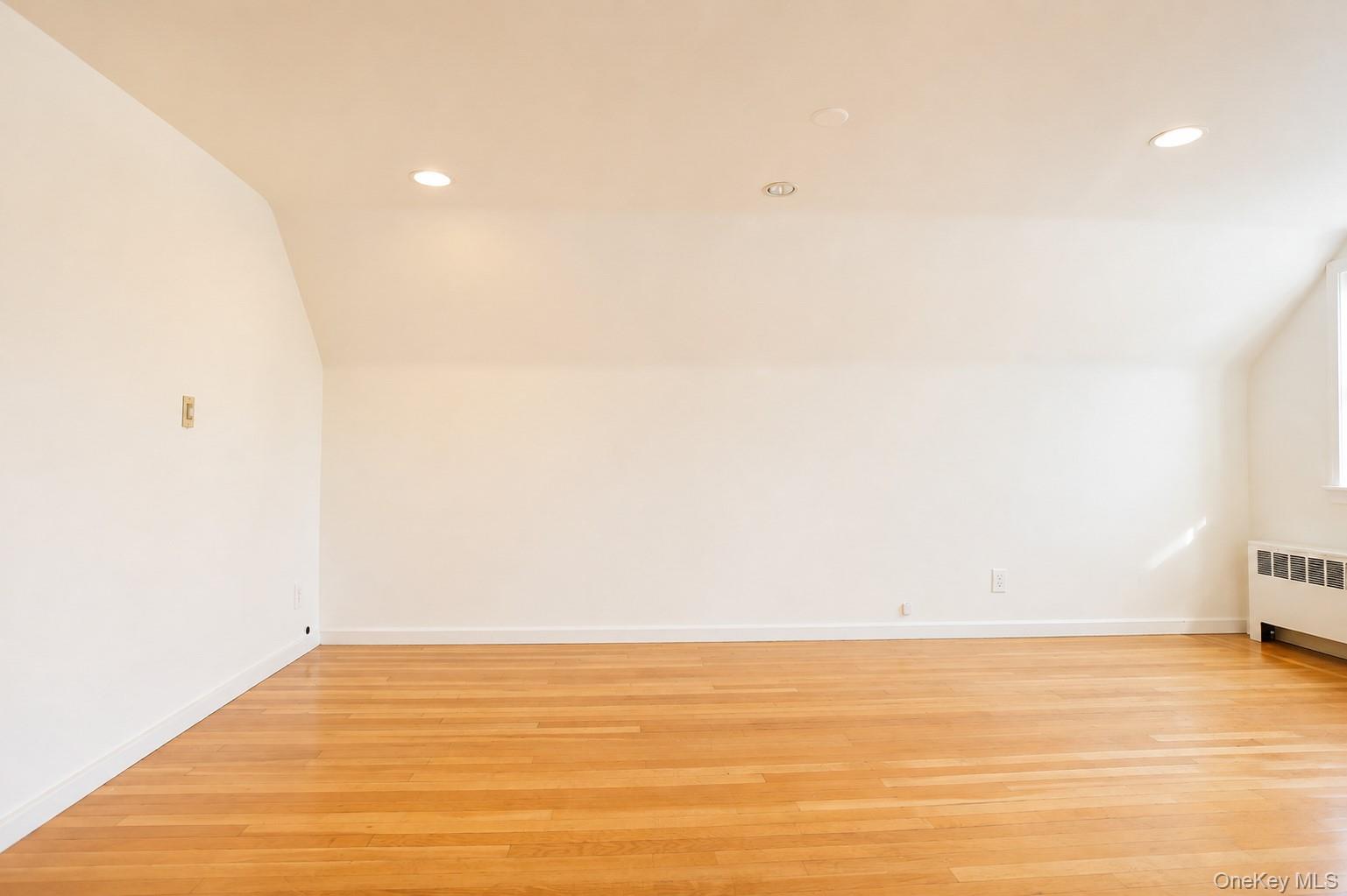545 E Park Avenue – For Rent photo 9