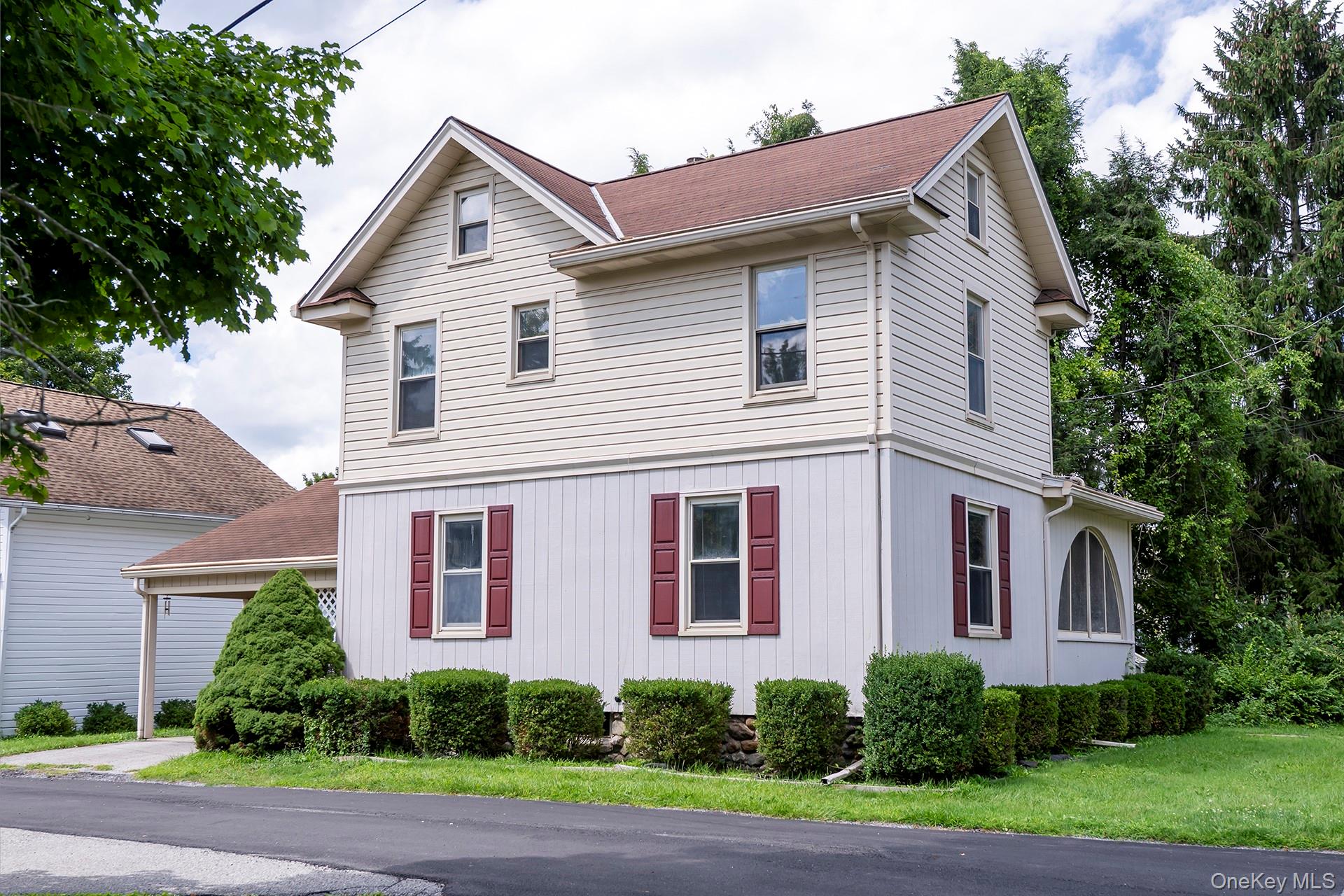 7 Maple Avenue – For Sale photo 5