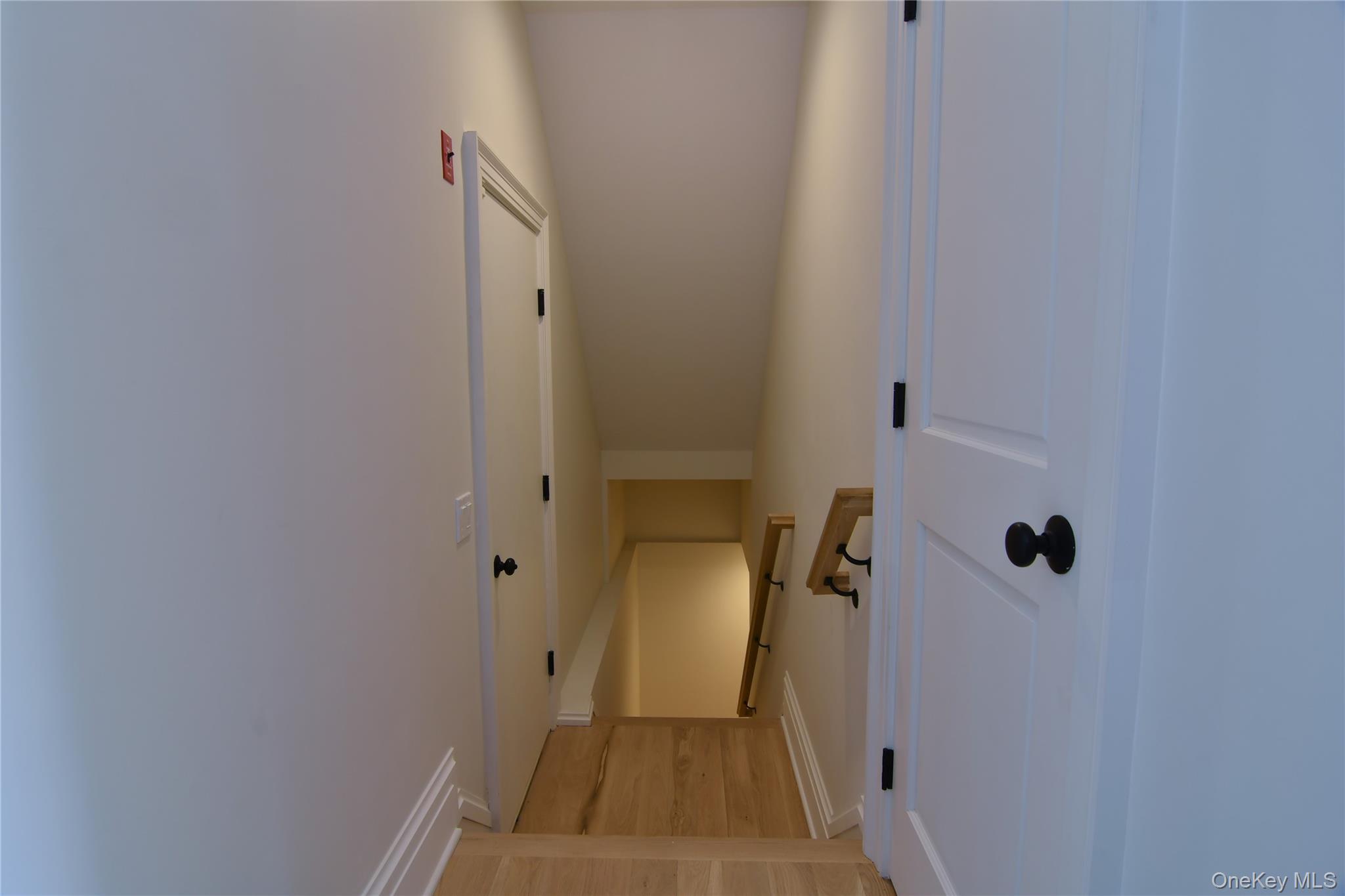 5 Madison Place – For Rent photo 16