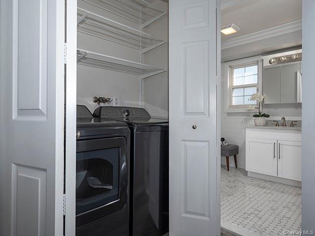 121 Overlook Drive, Unit 121 photo 9