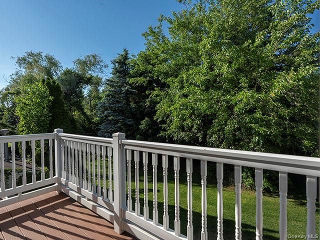 121 Overlook Drive, Unit 121 photo 14