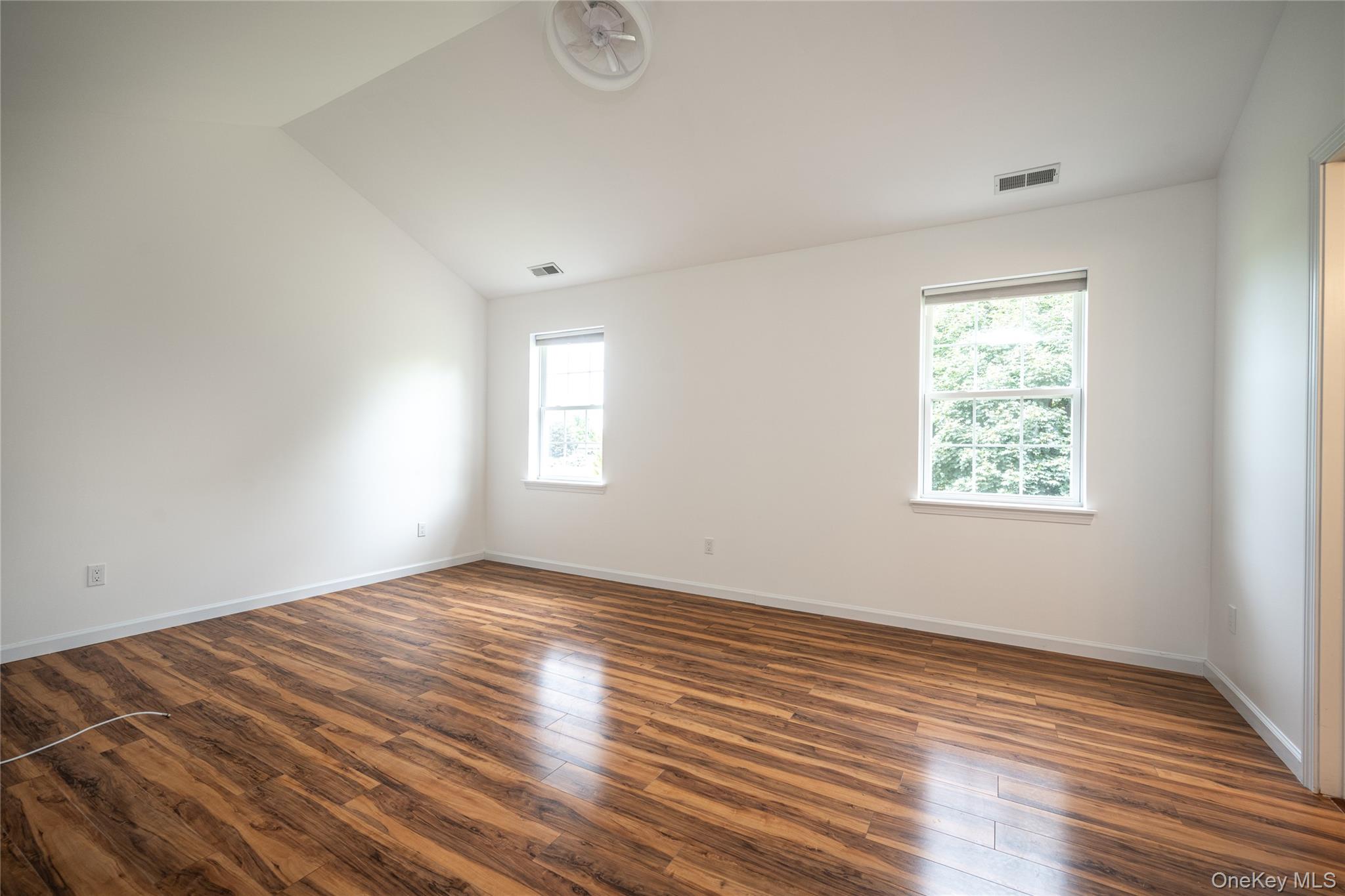 64 Tee Lane – For Rent photo 23